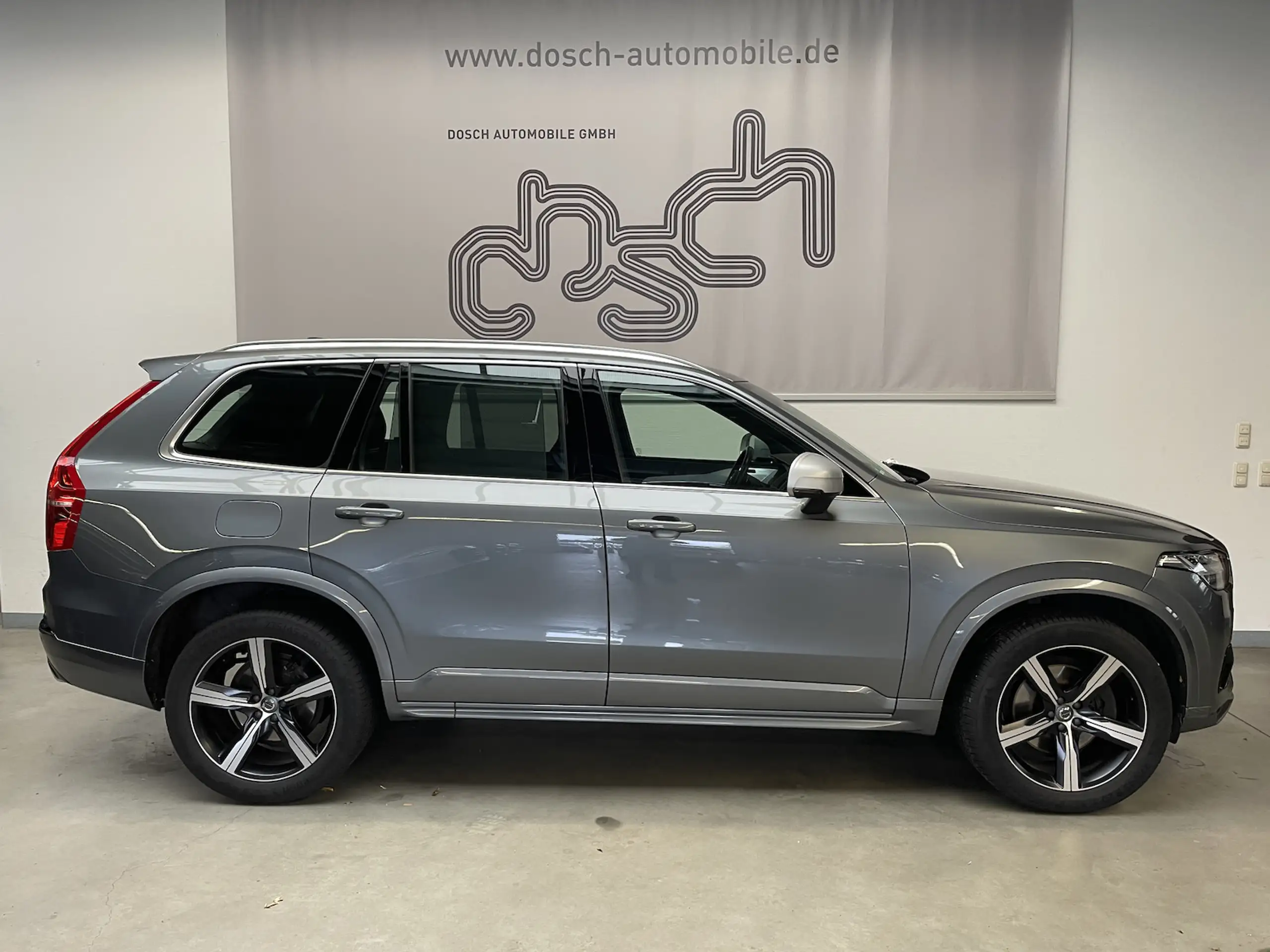 Volvo - XC90