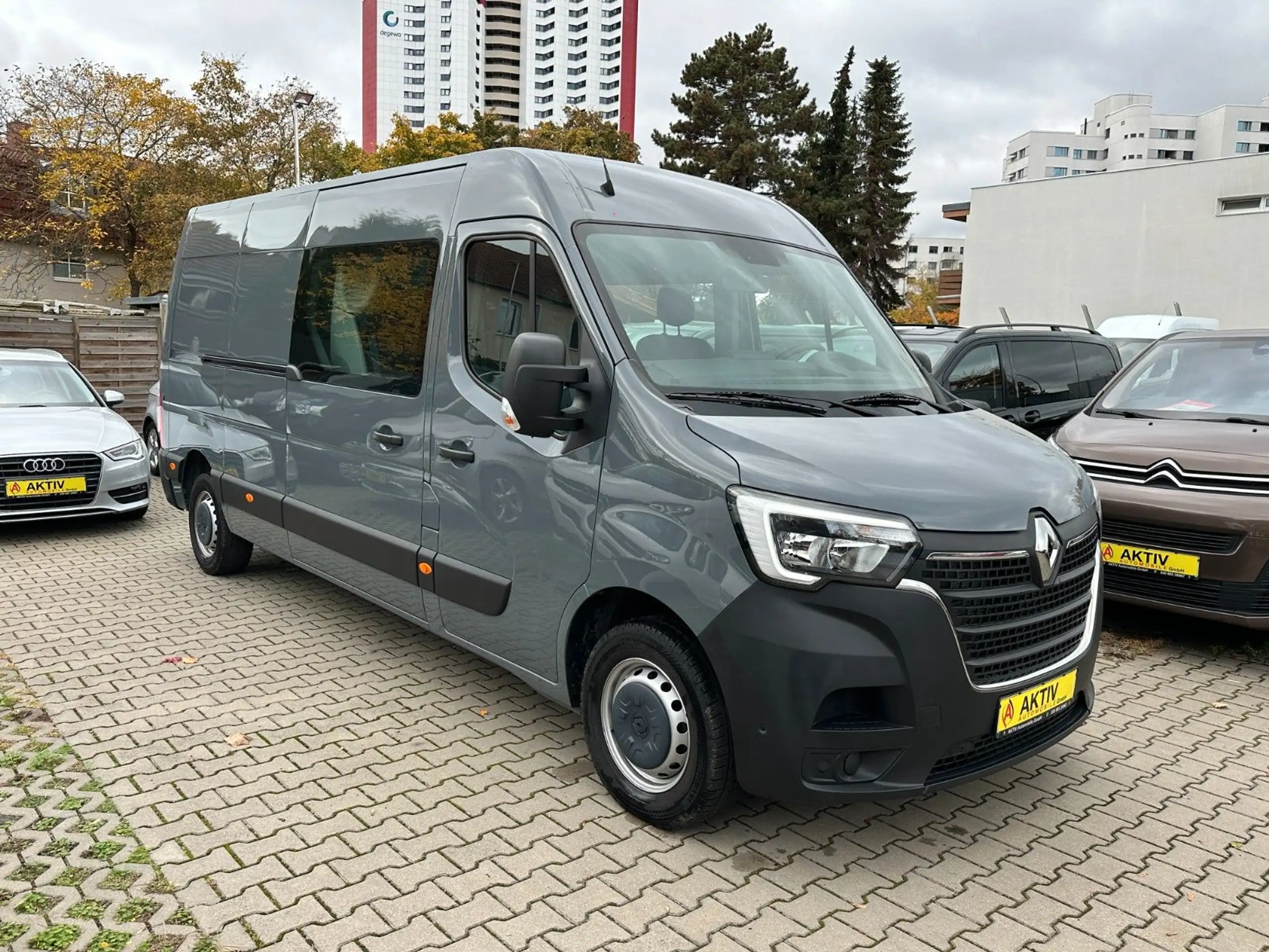 Renault - Master