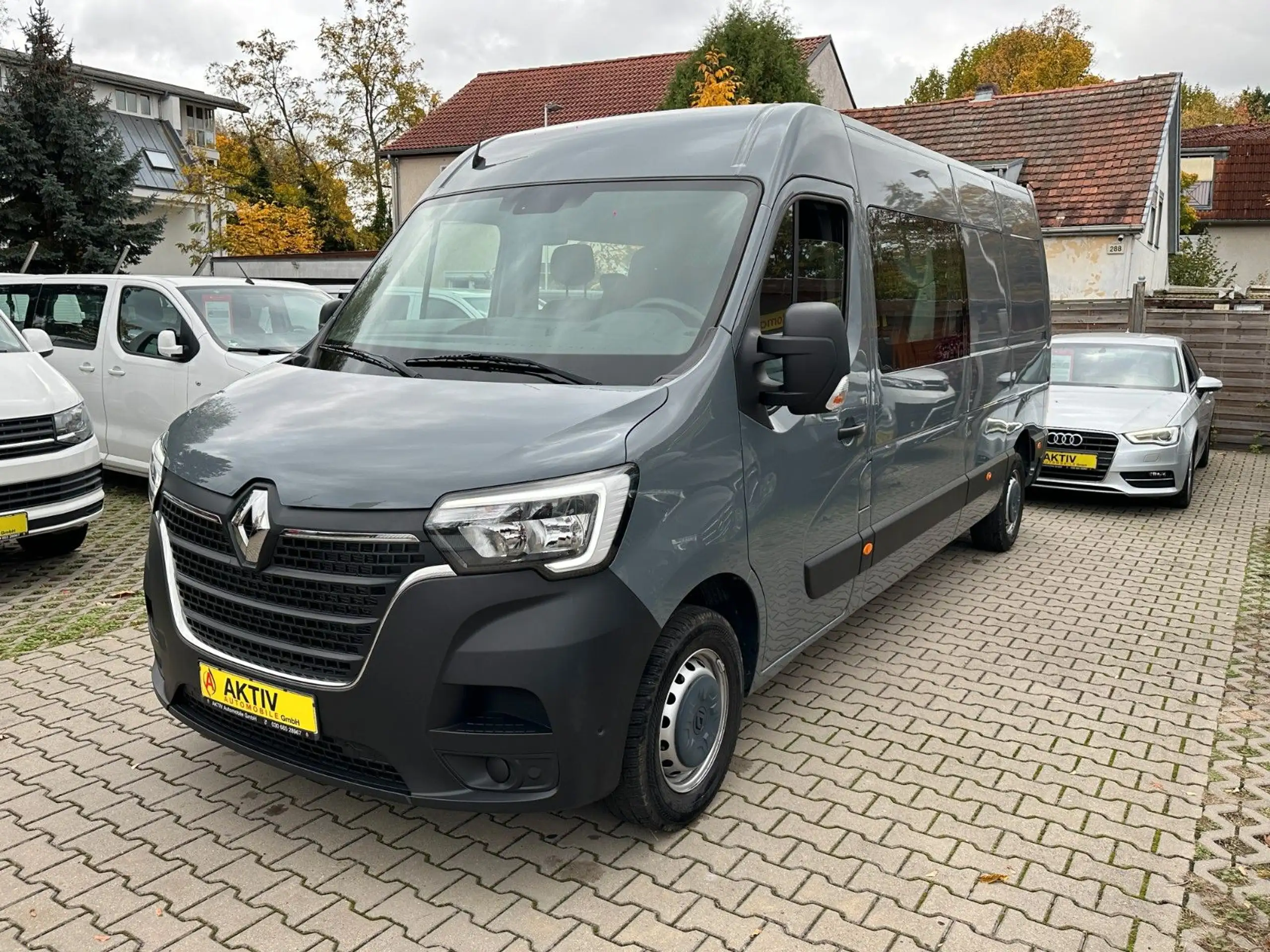 Renault - Master