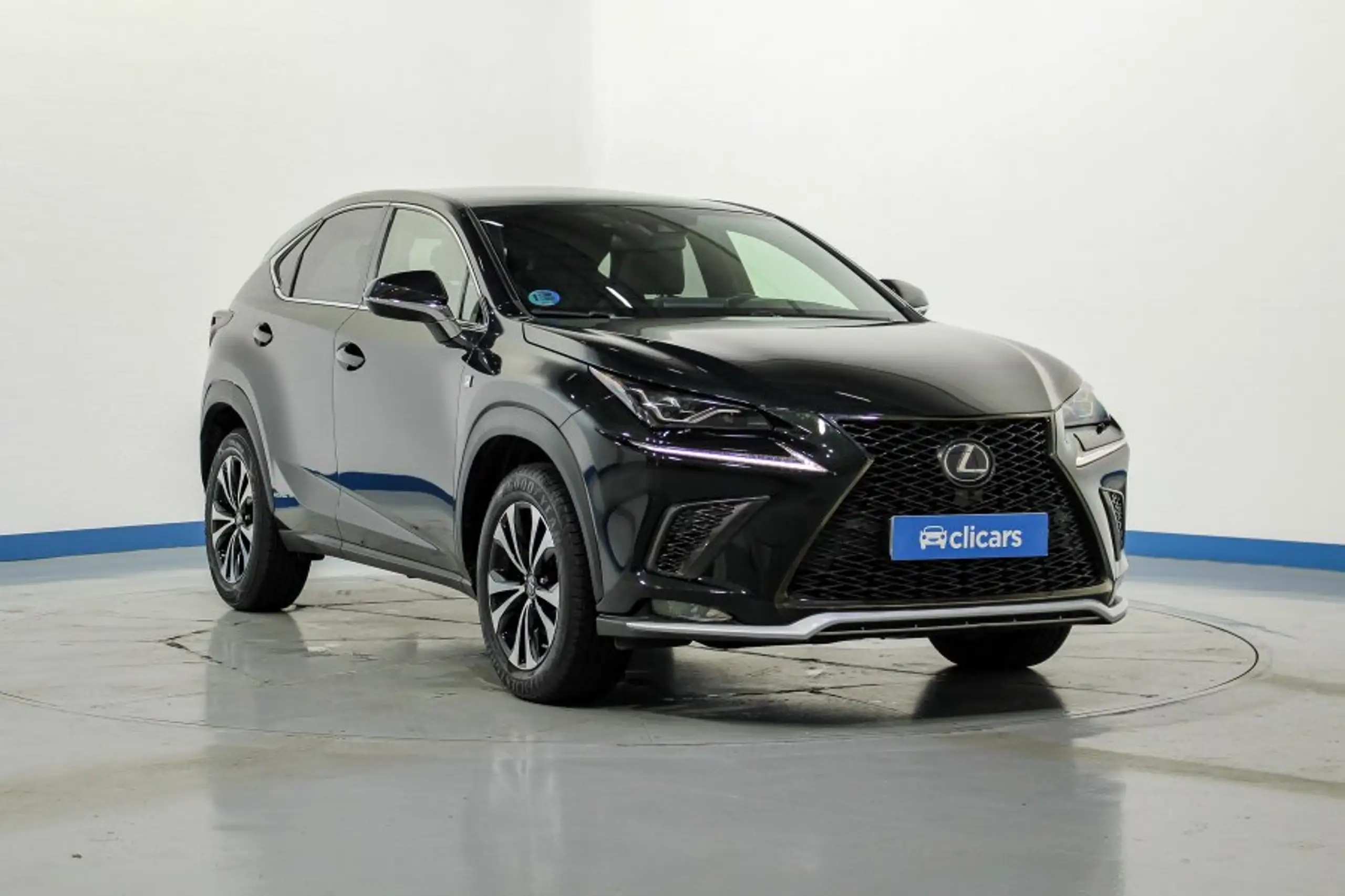 Lexus - NX 300