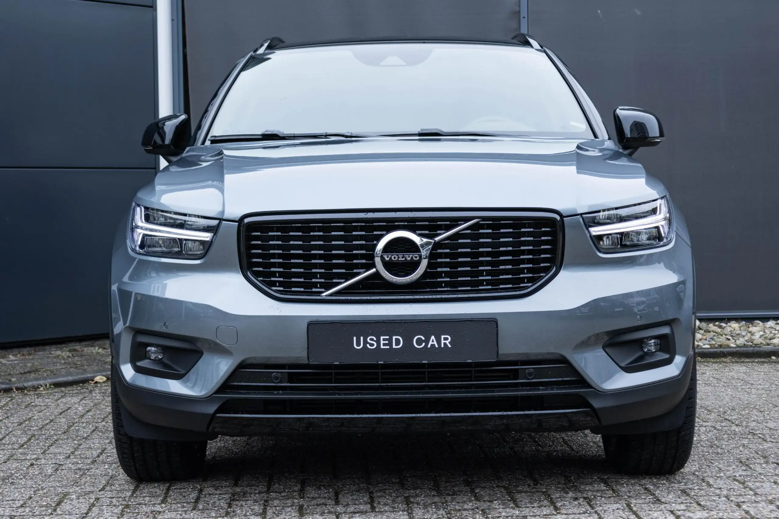 Volvo - XC40