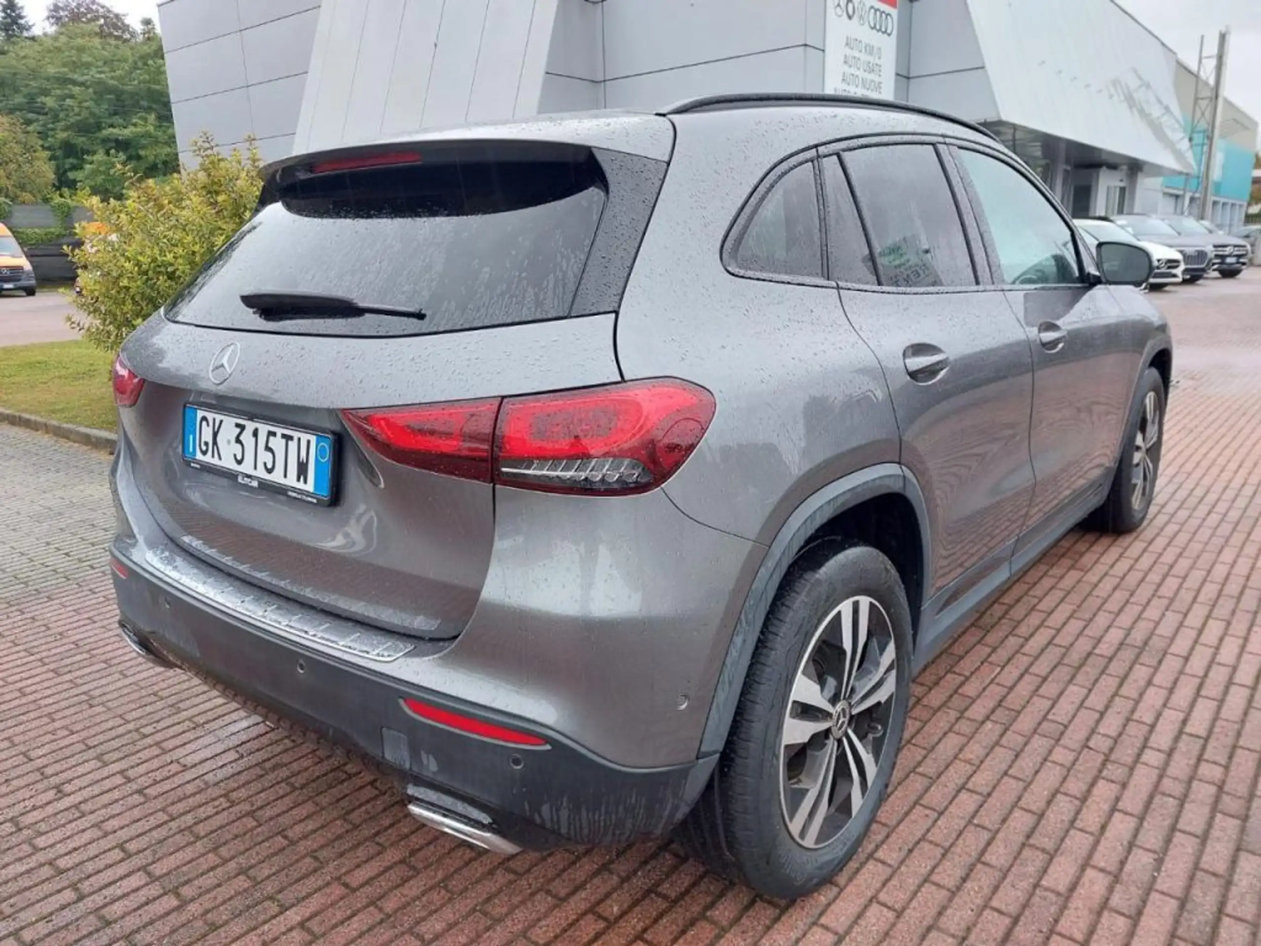 Mercedes-Benz - GLA 200