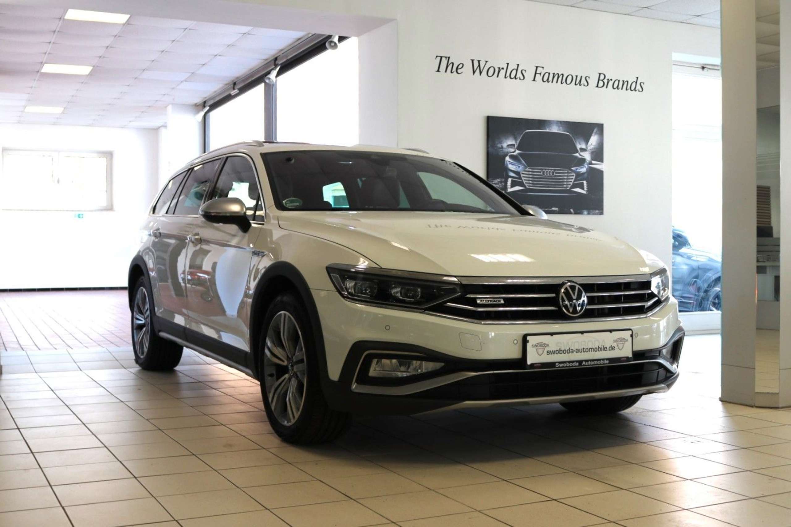 Volkswagen - Passat Alltrack