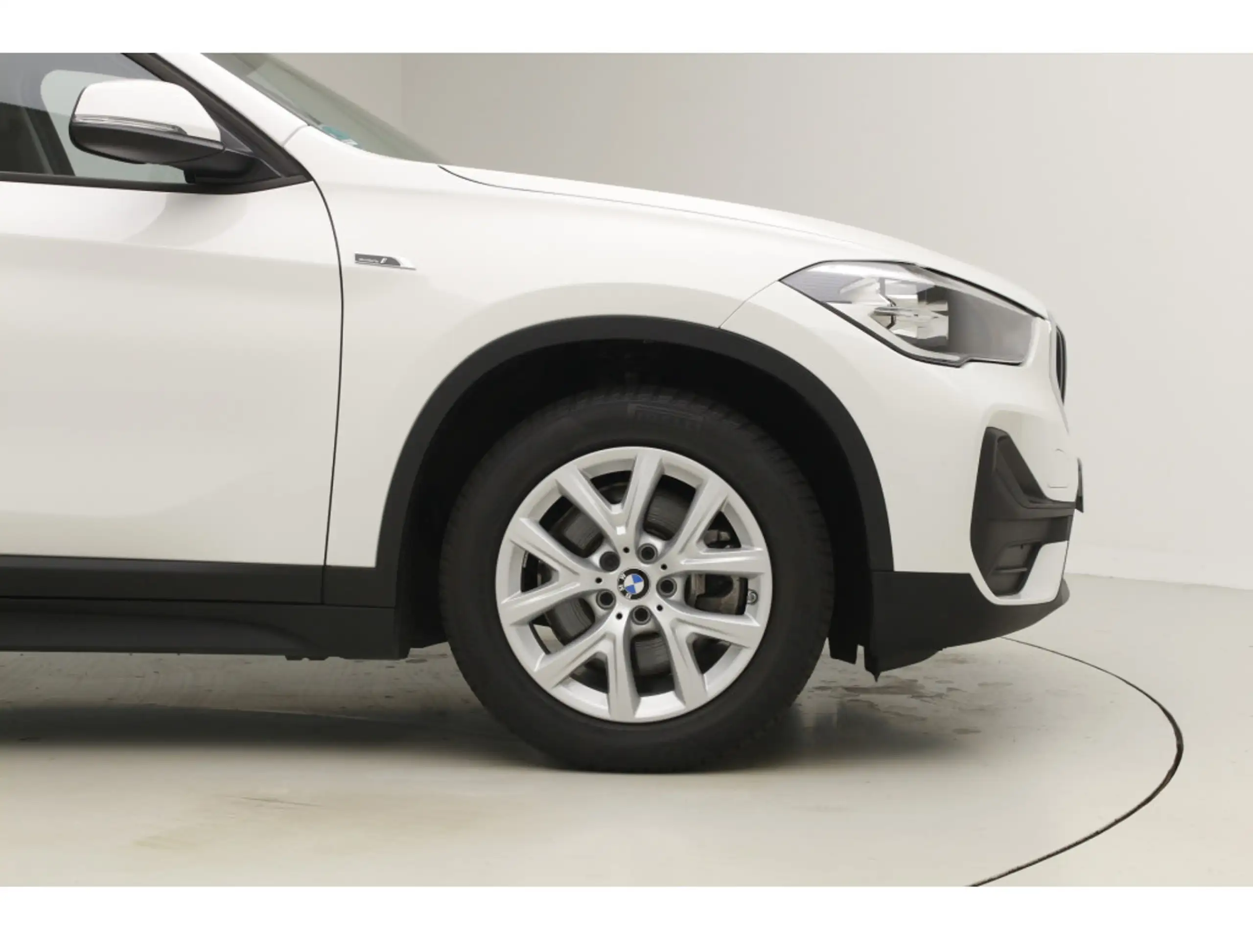 BMW - X1