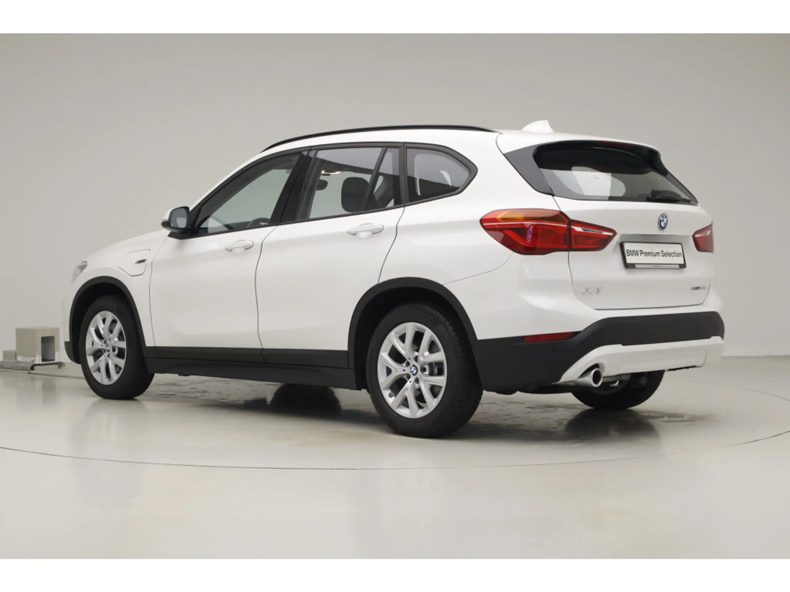 BMW - X1