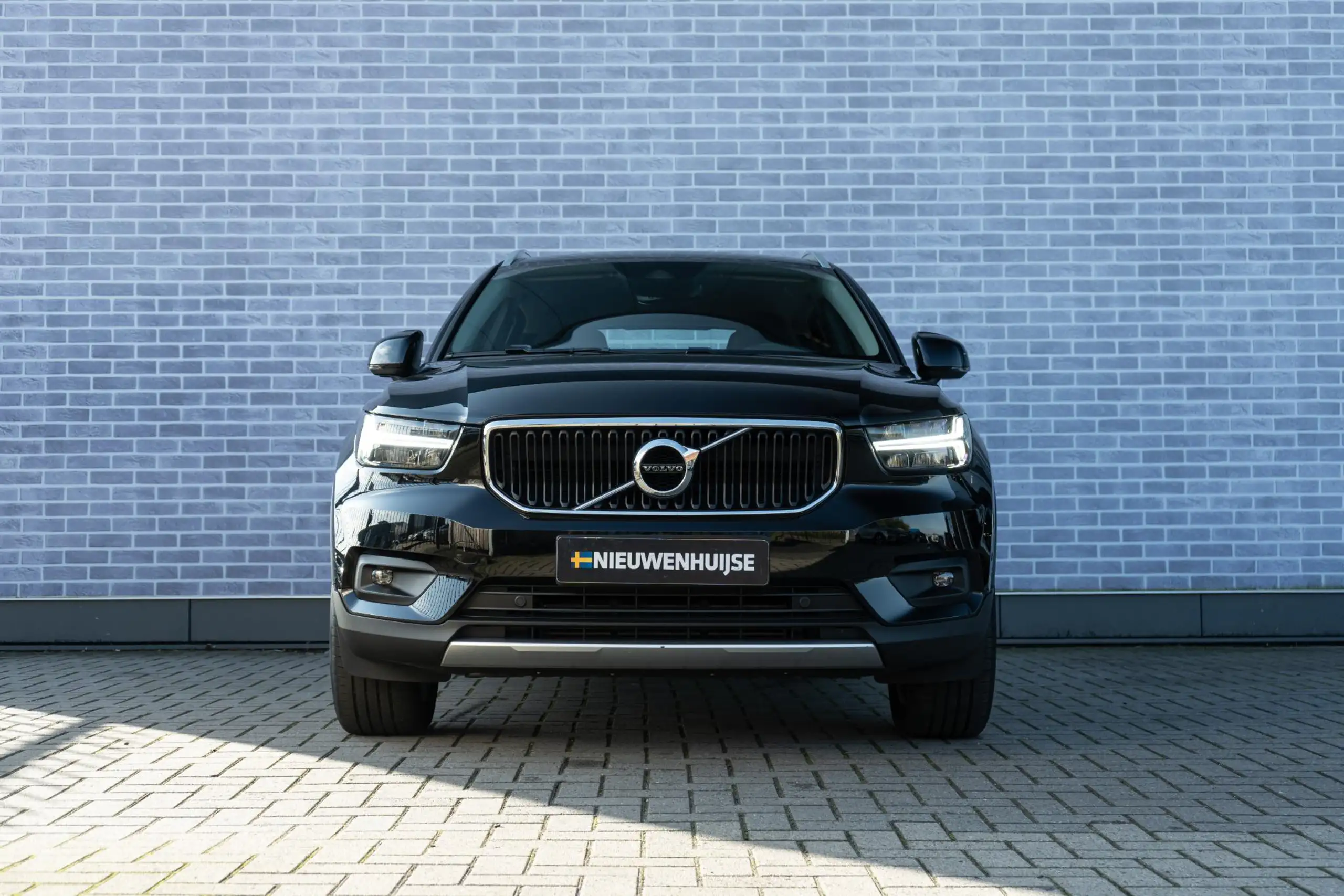 Volvo - XC40