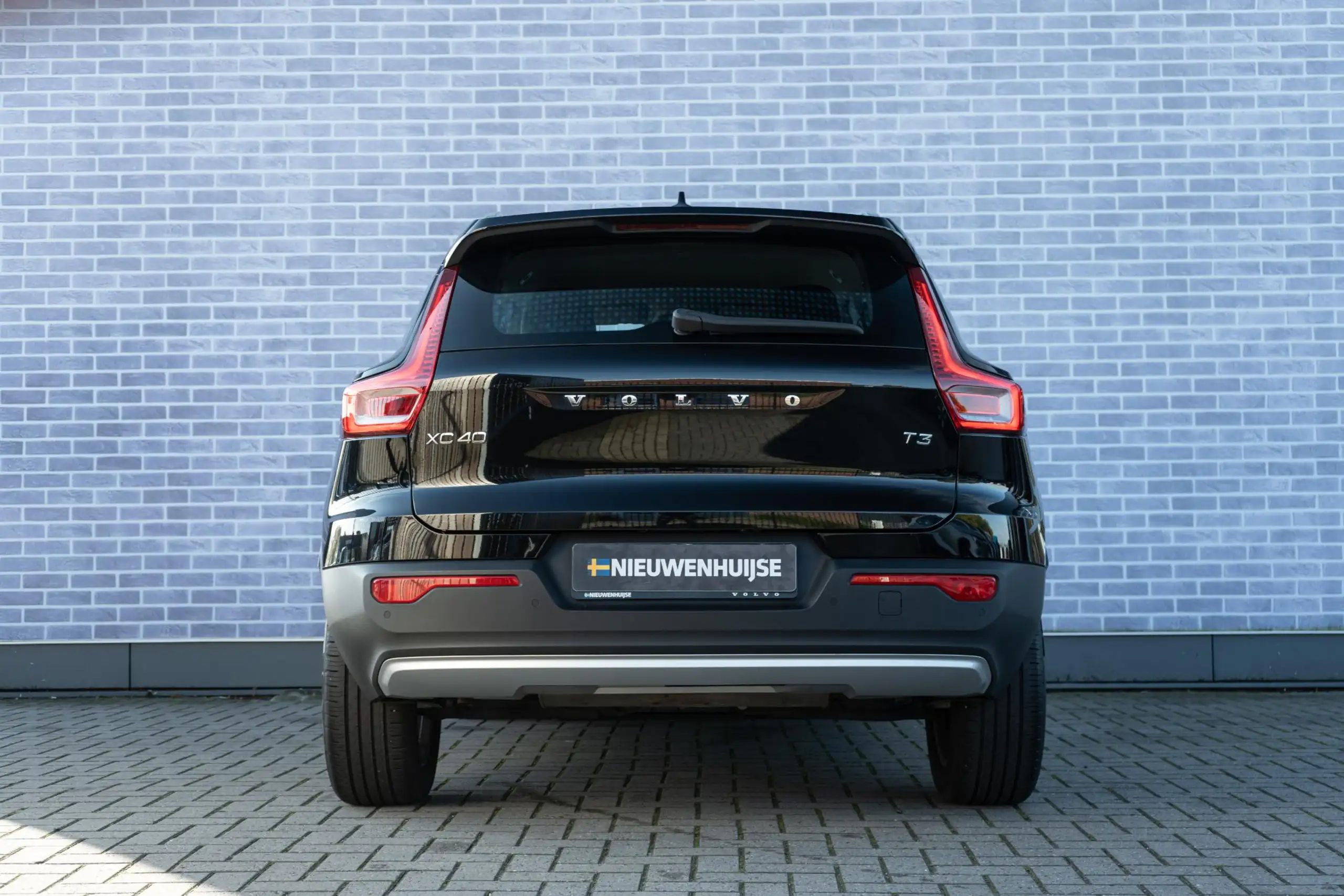 Volvo - XC40