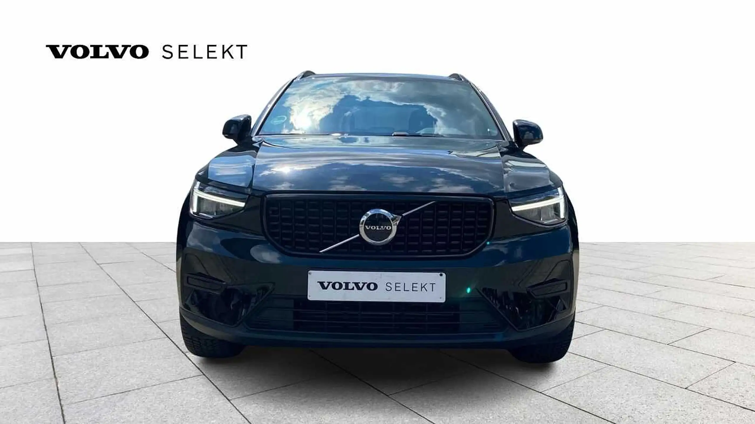 Volvo - XC40