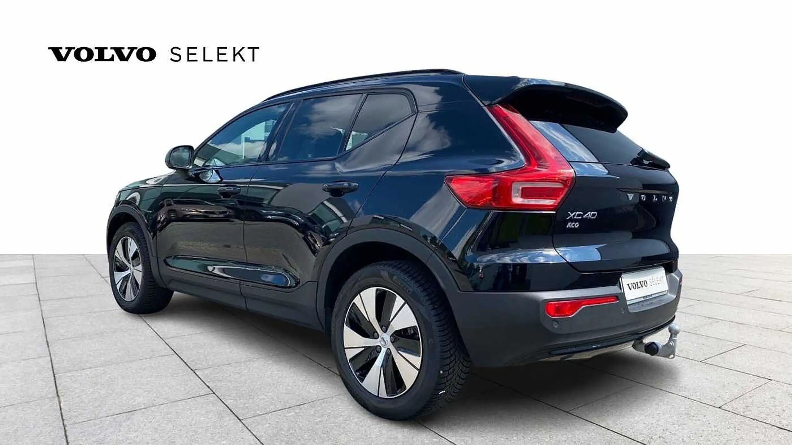 Volvo - XC40