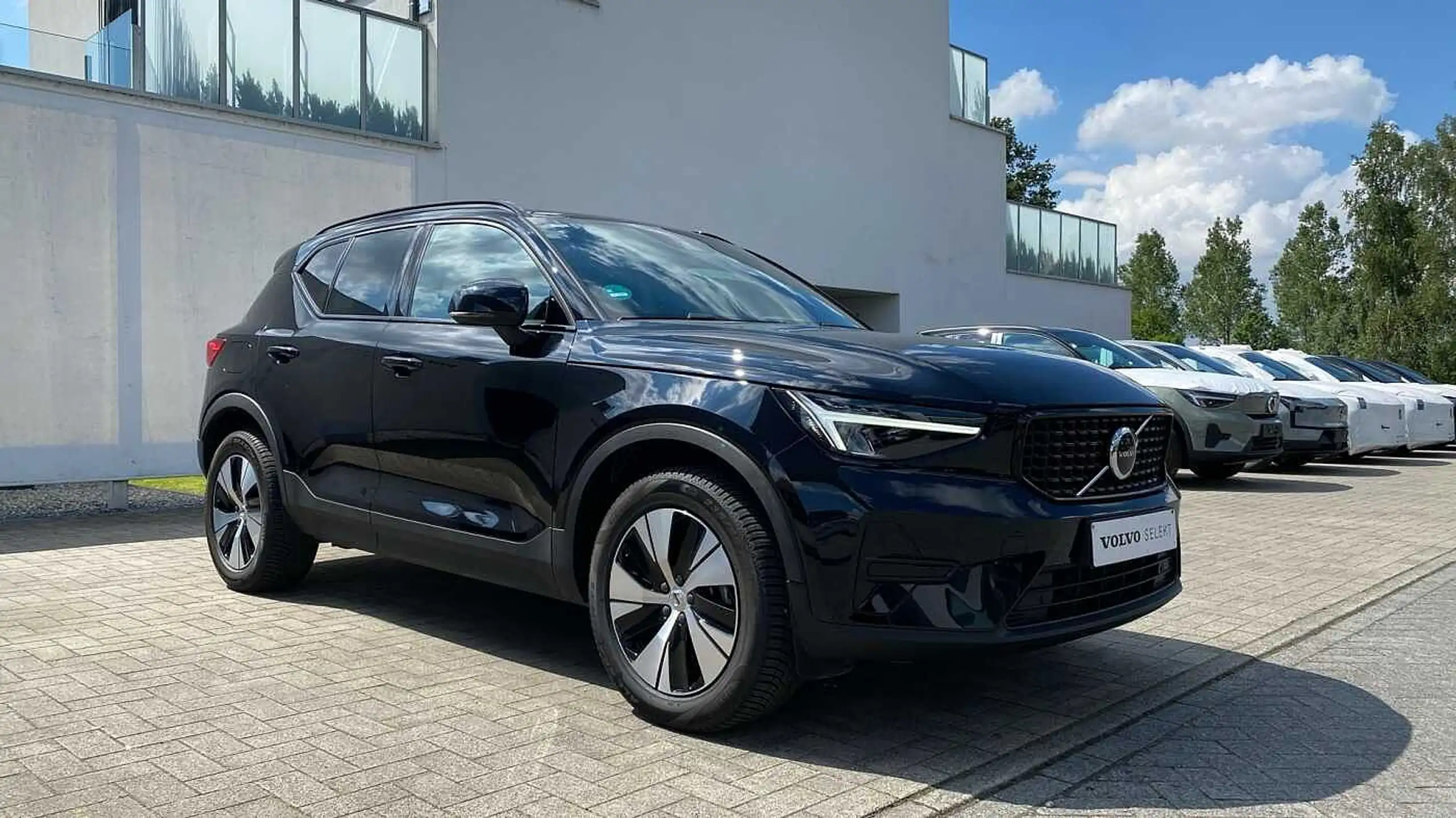 Volvo - XC40