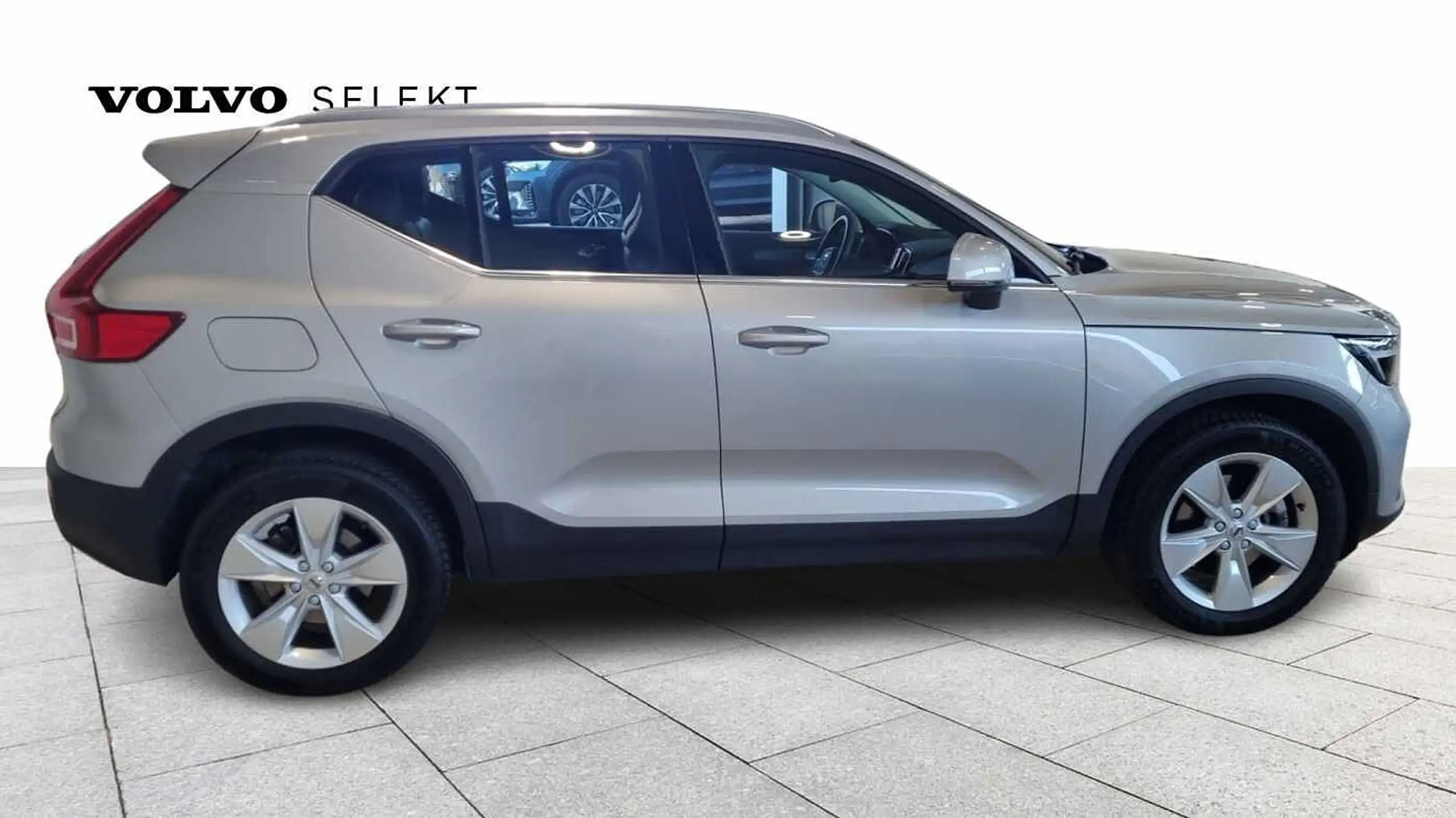 Volvo - XC40