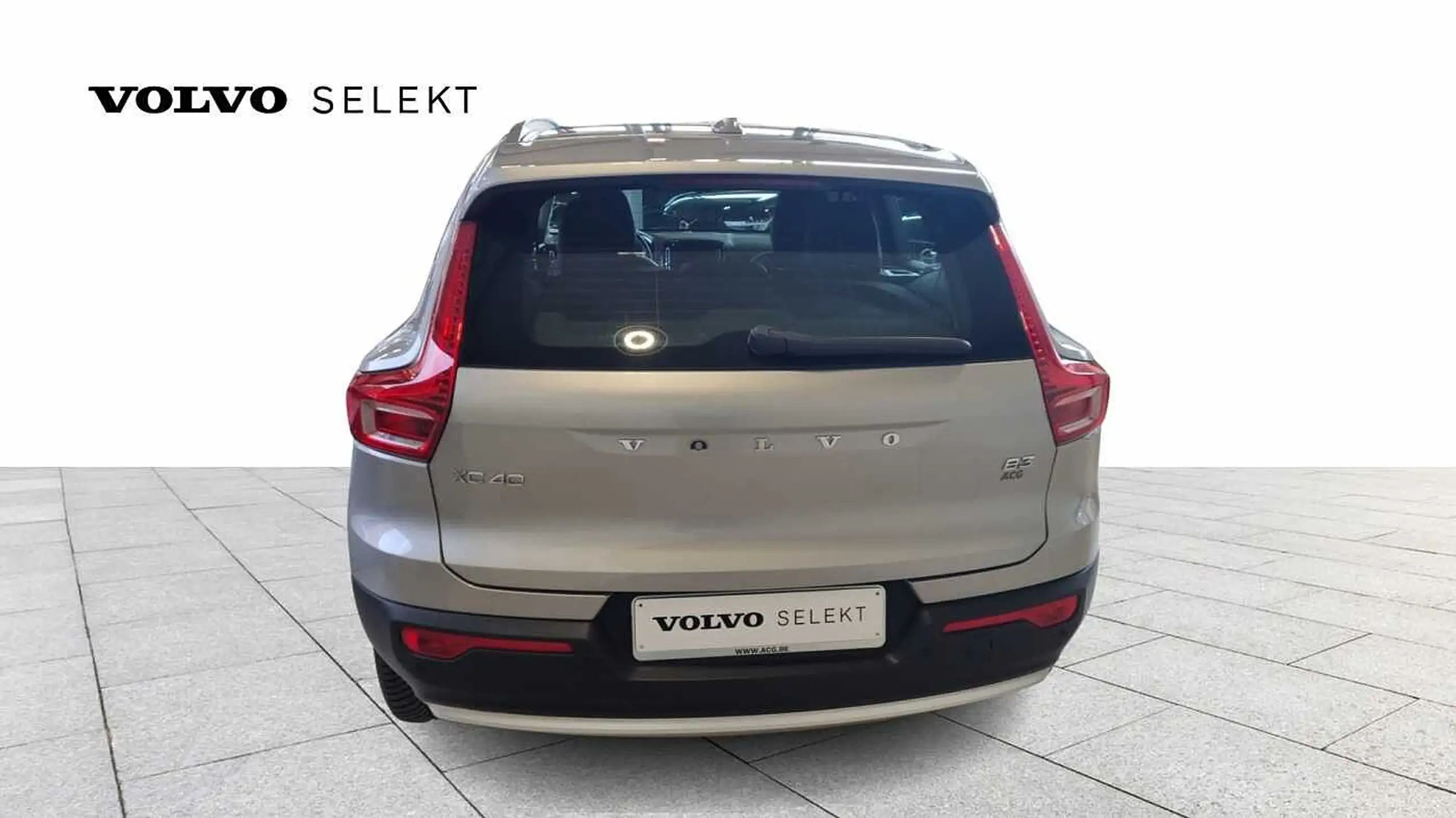 Volvo - XC40