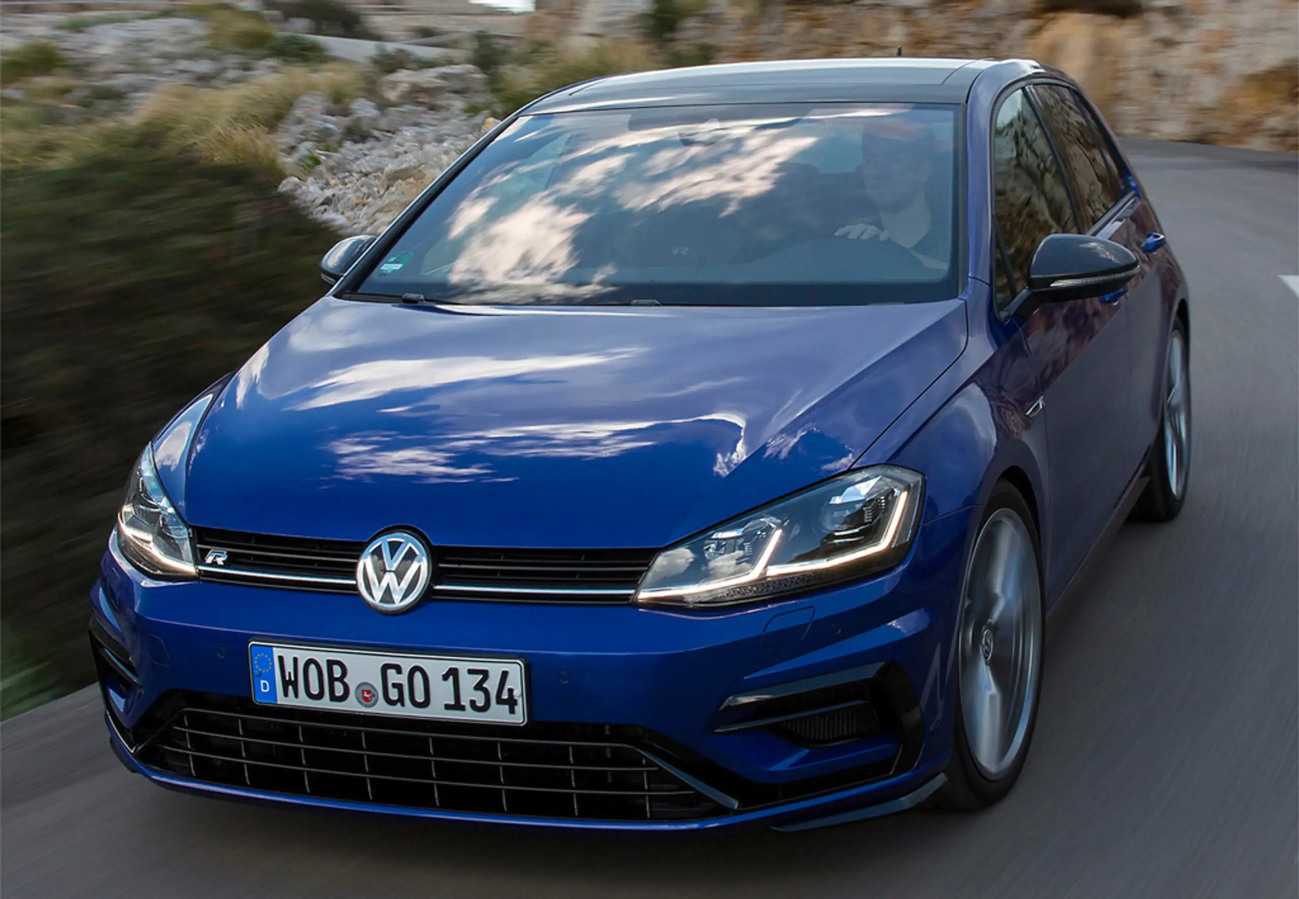 Volkswagen - Golf