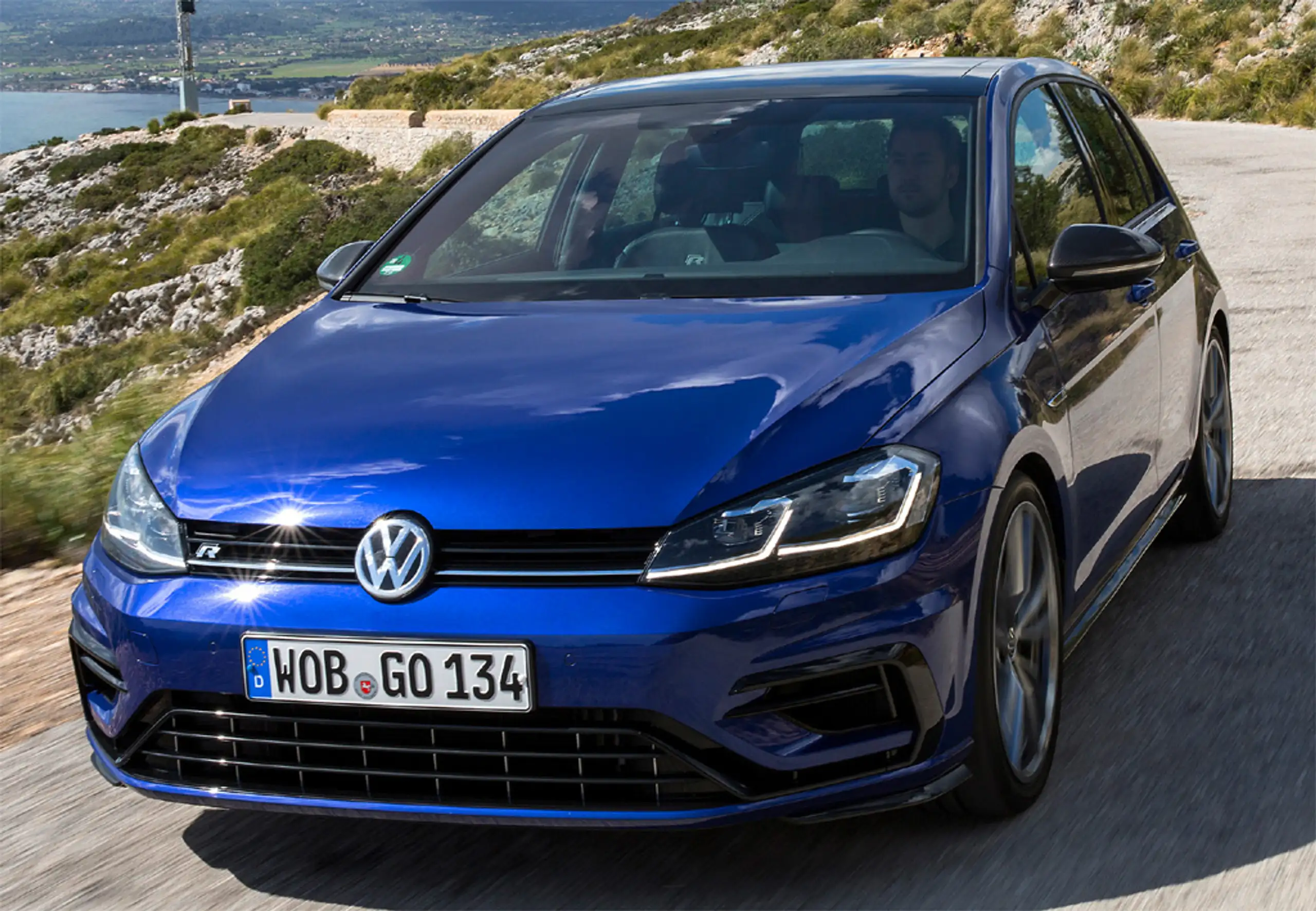 Volkswagen - Golf