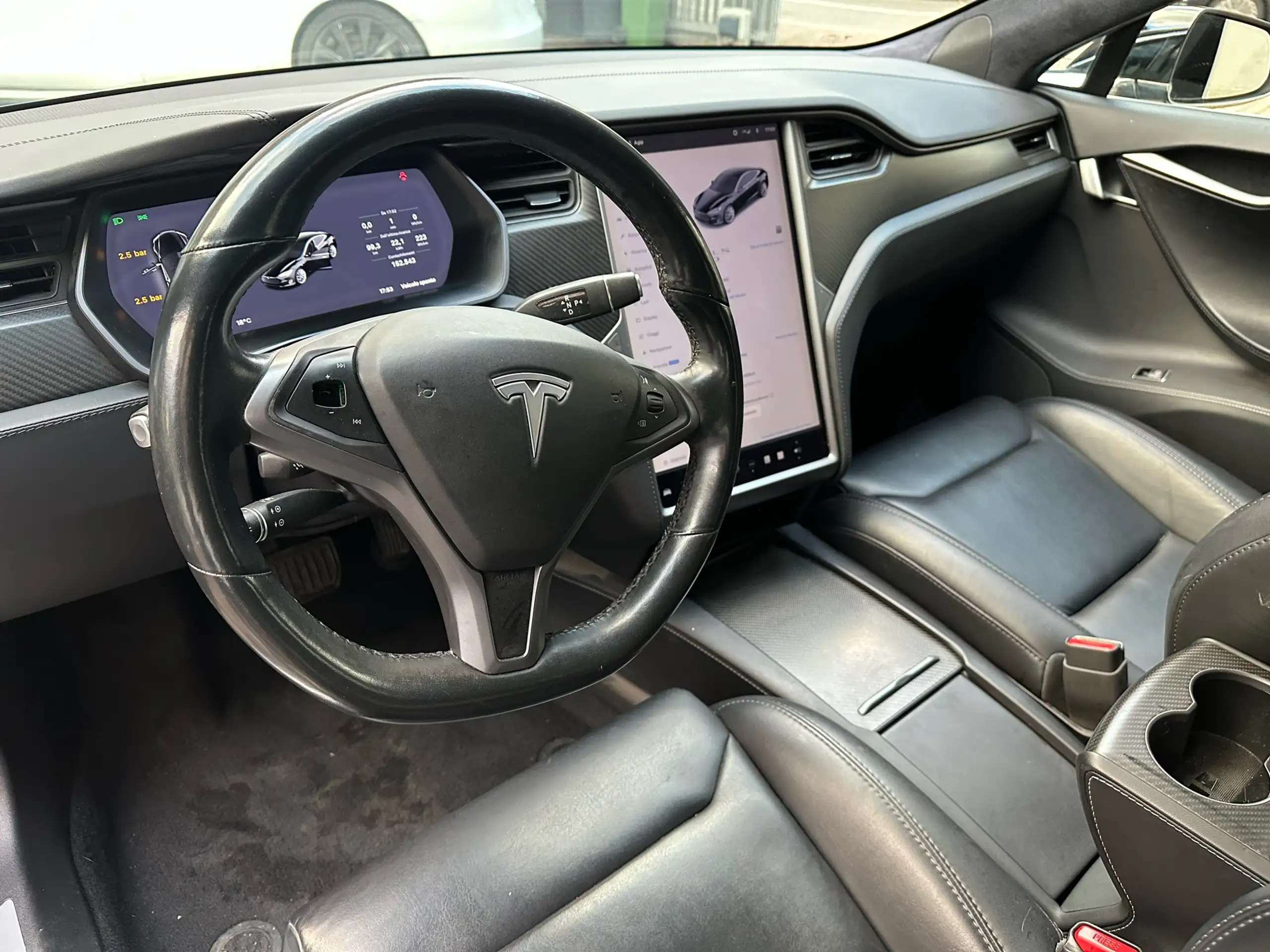 Tesla - Model S