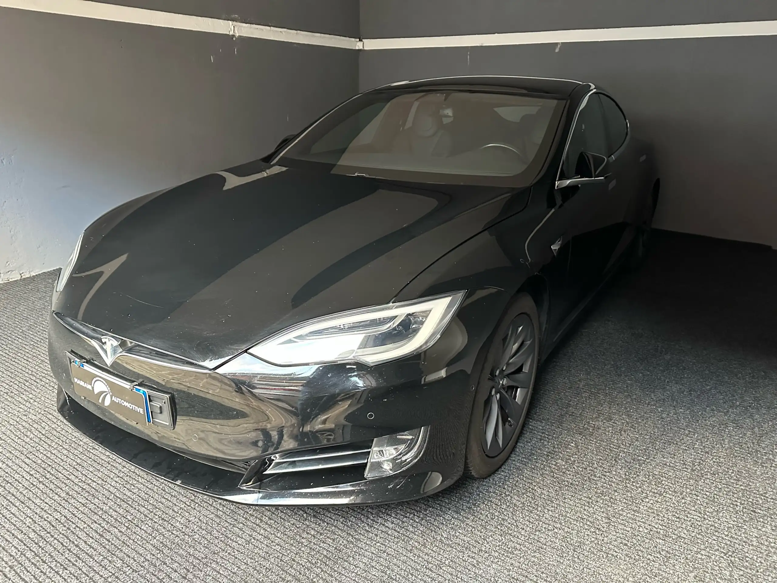 Tesla - Model S