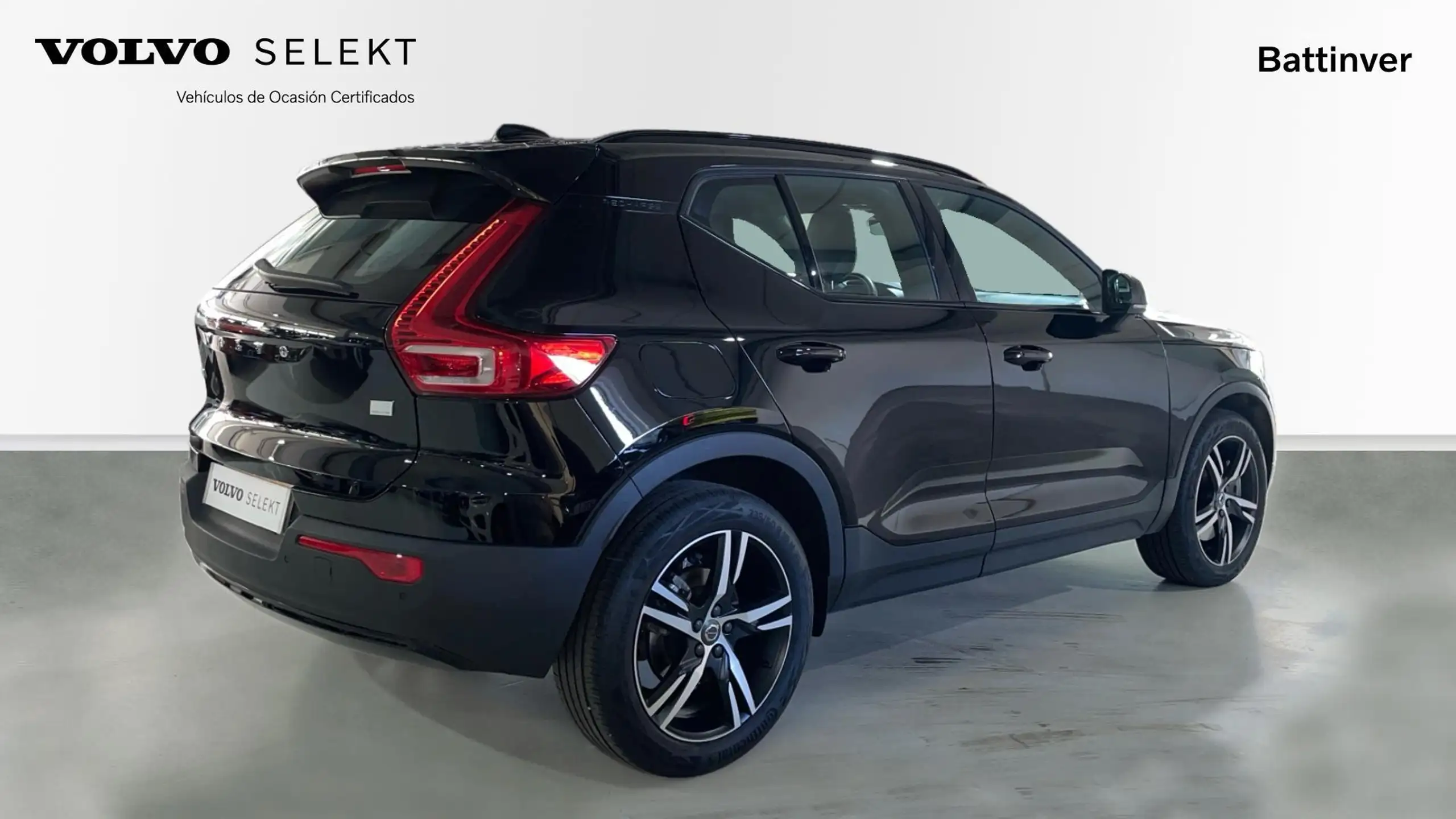 Volvo - XC40