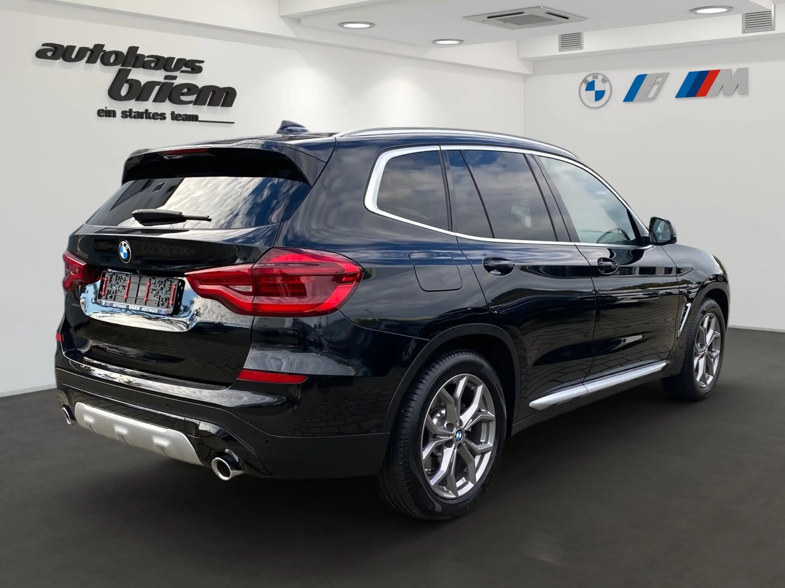 BMW - X3