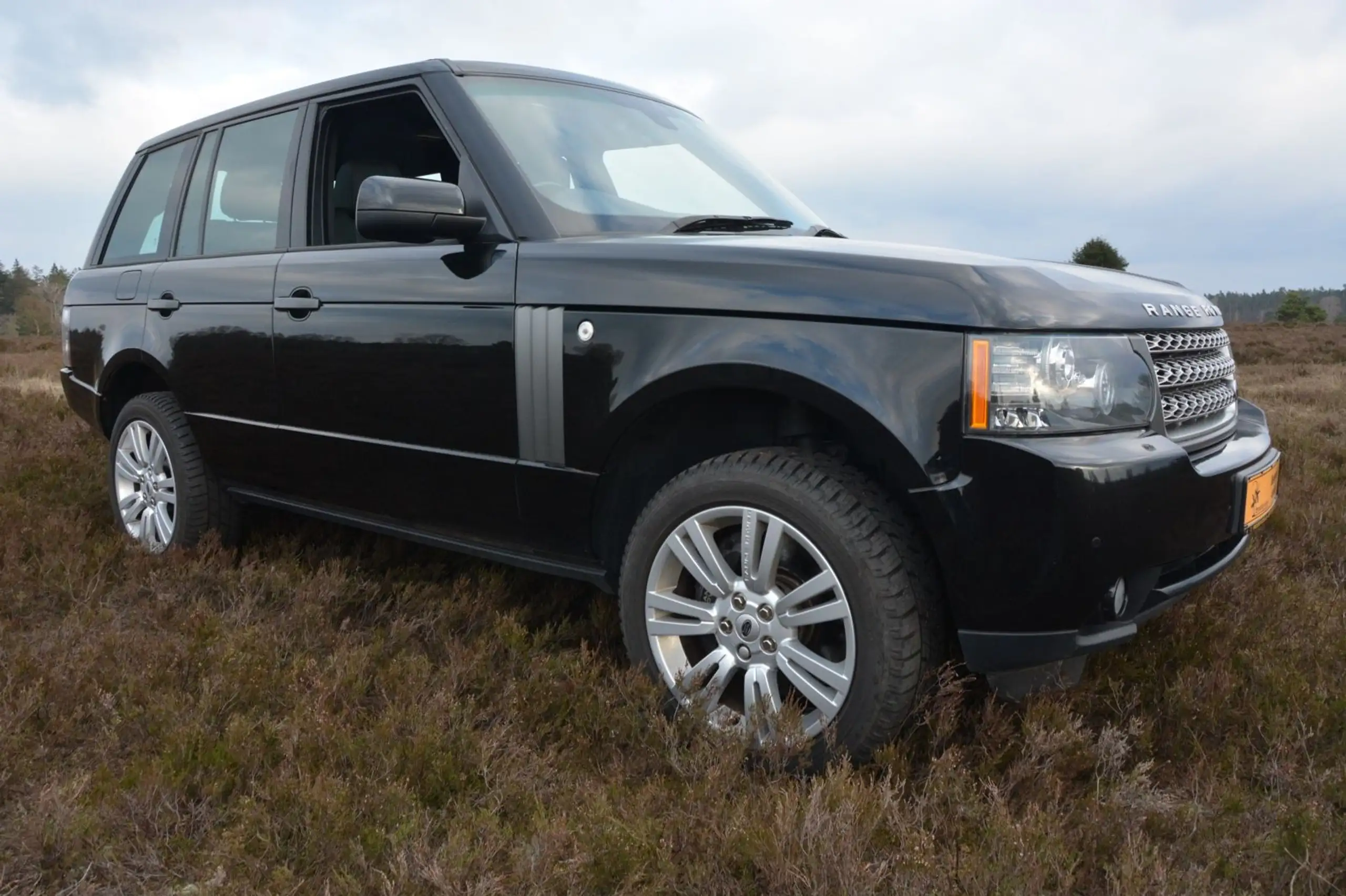 Land Rover - Range Rover