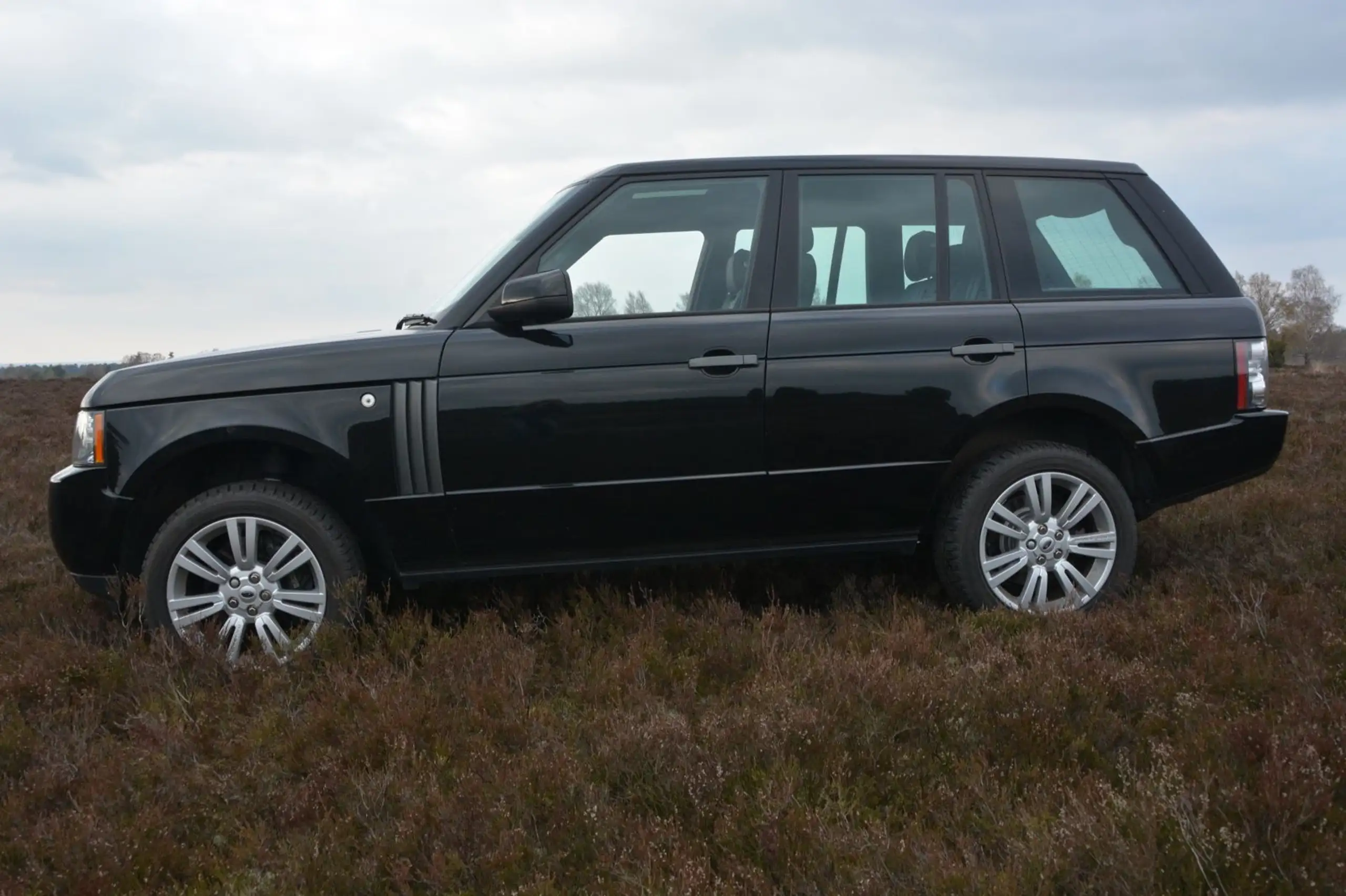 Land Rover - Range Rover