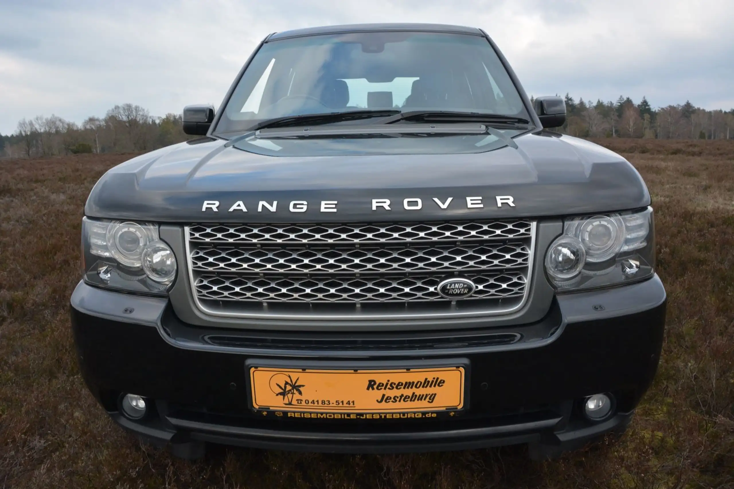 Land Rover - Range Rover