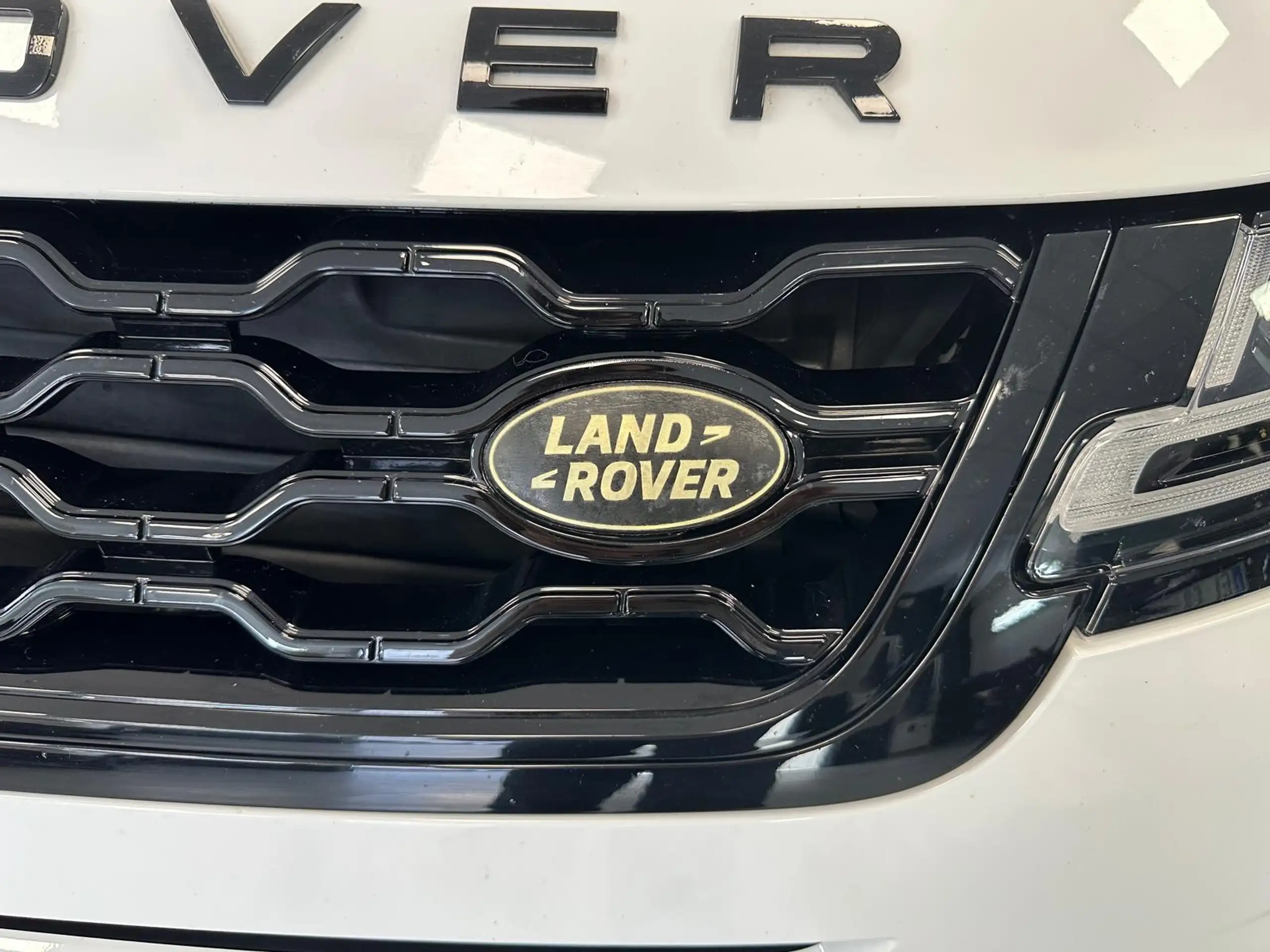 Land Rover - Range Rover Evoque