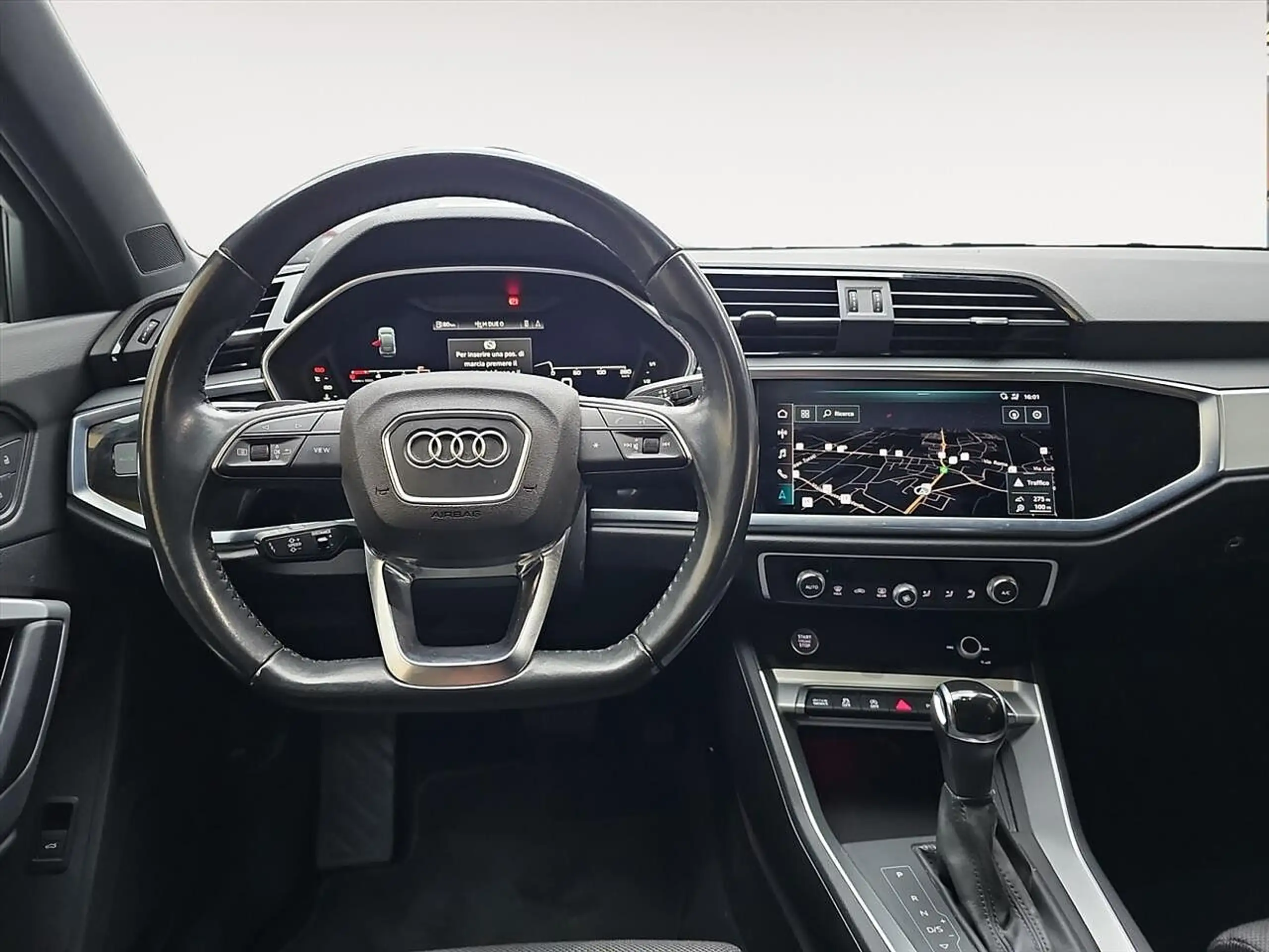 Audi - Q3