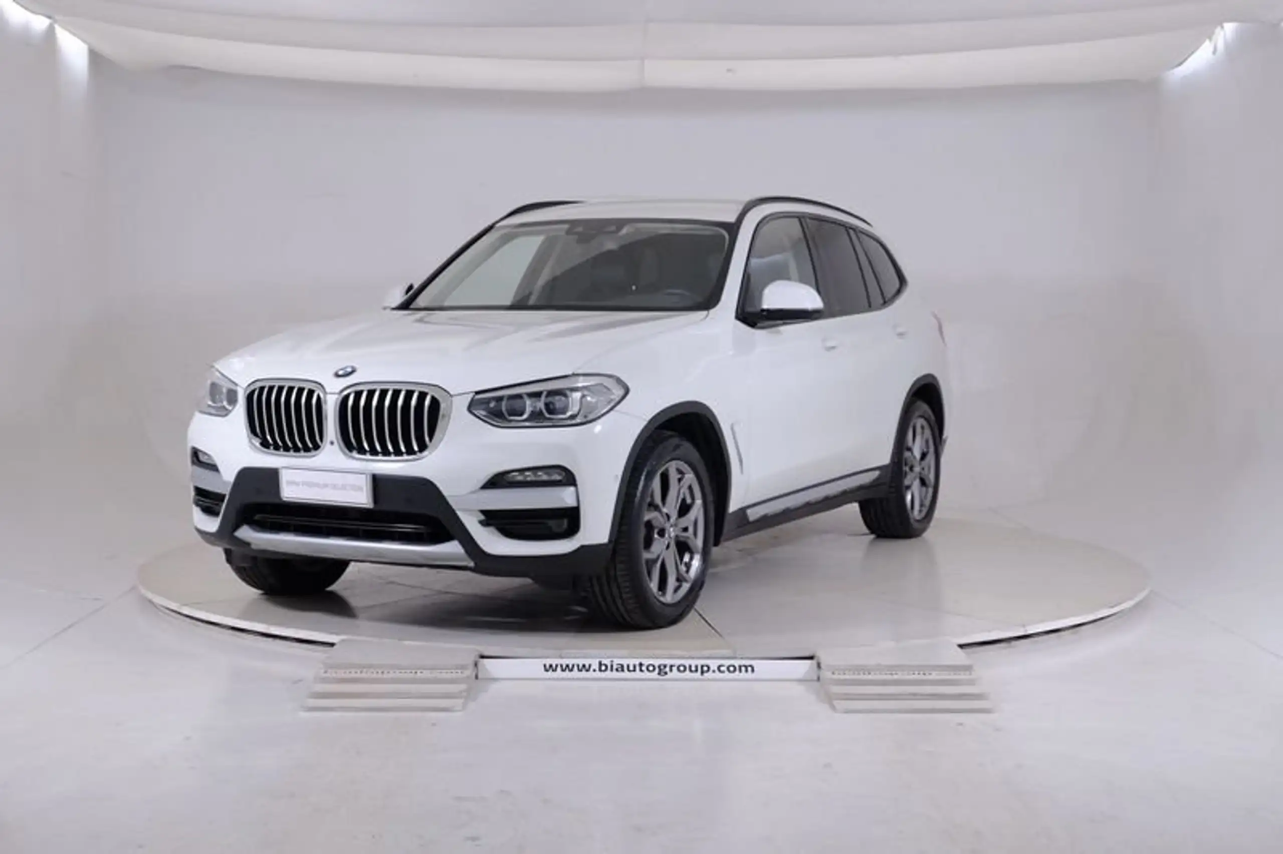 BMW - X3