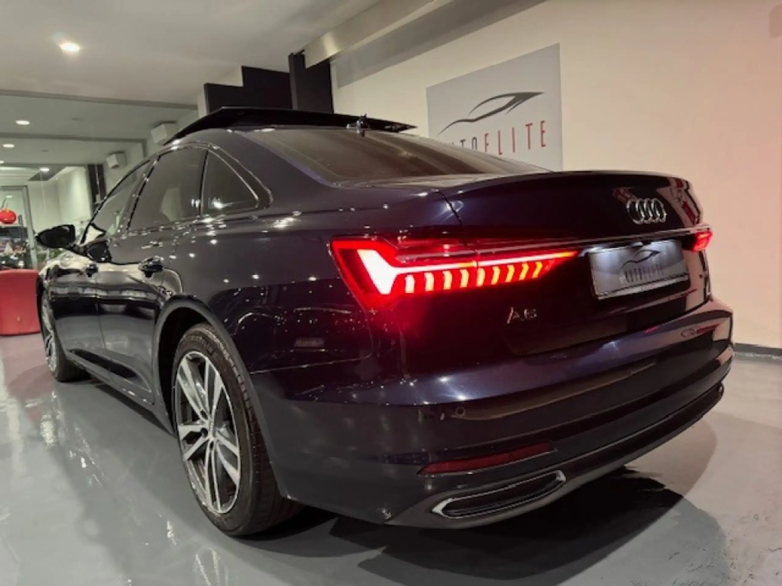 Audi - A6