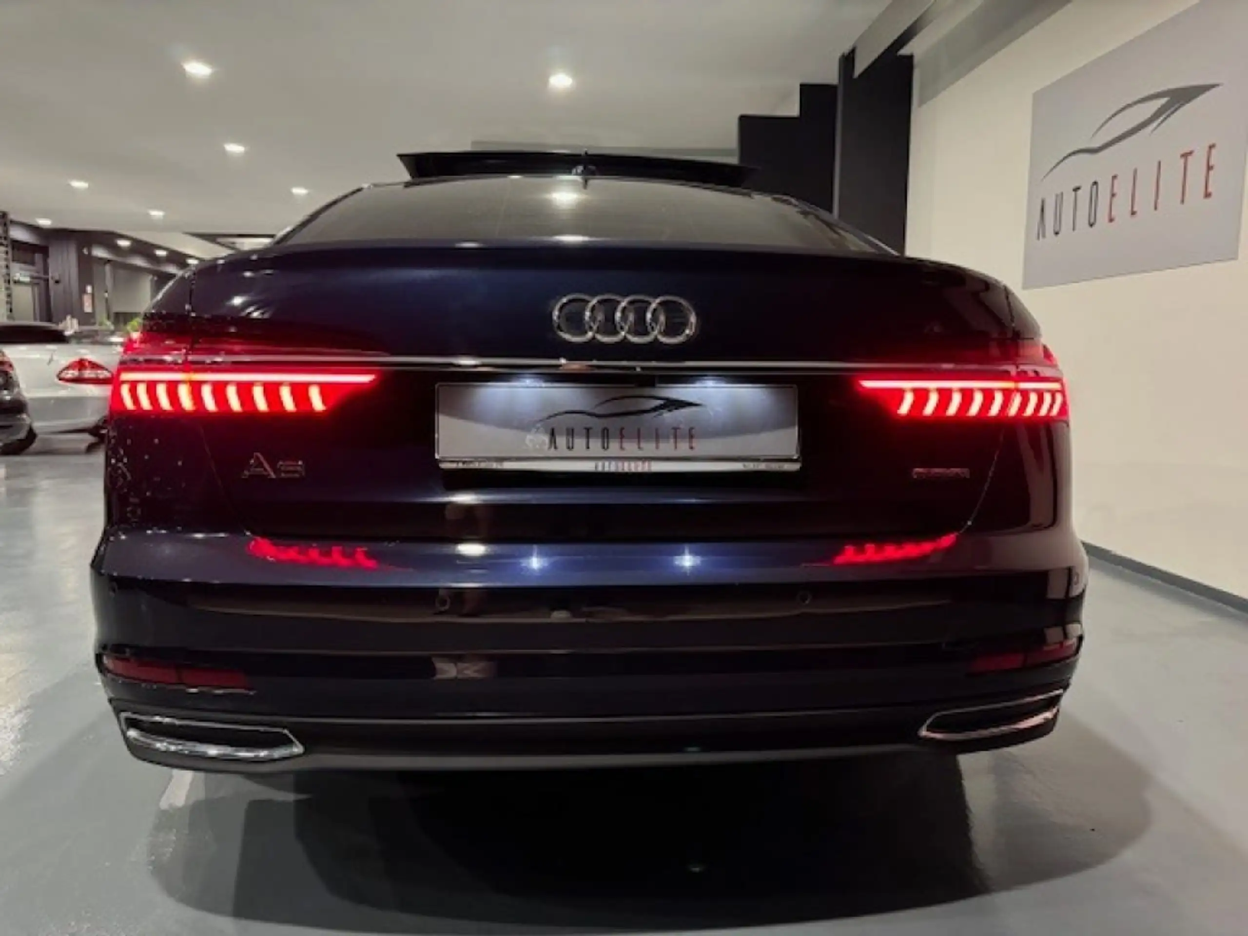 Audi - A6