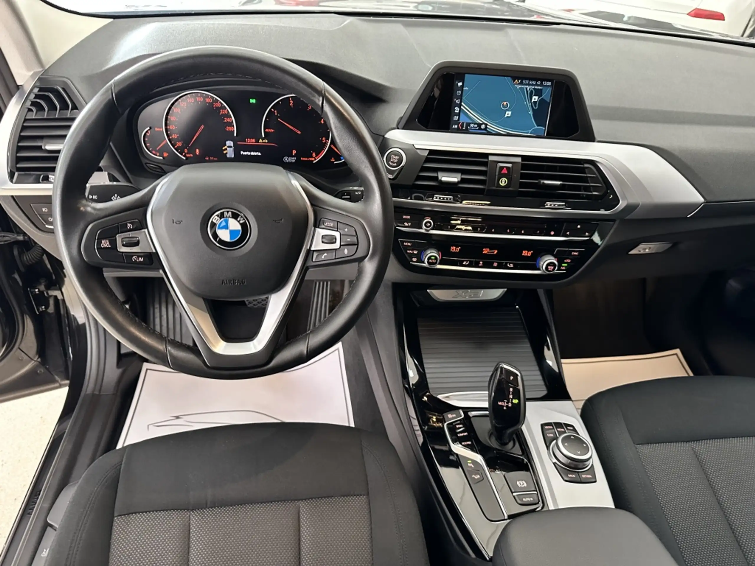 BMW - X3