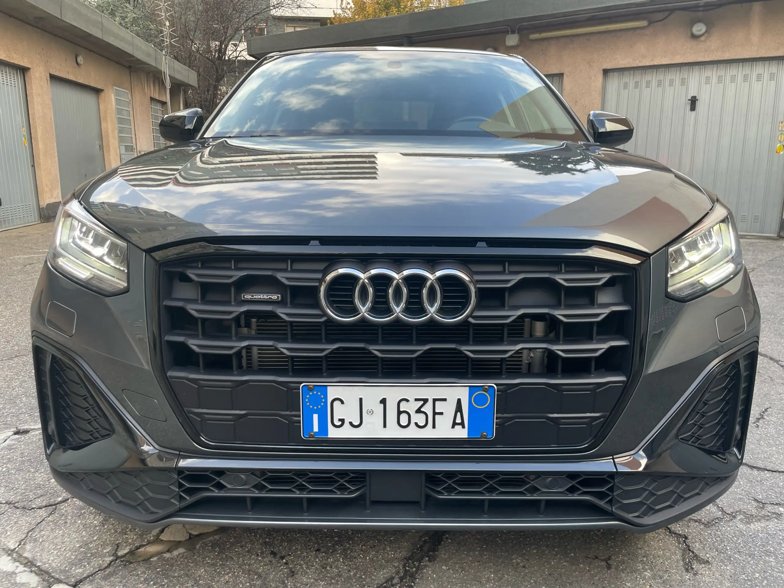 Audi - Q2