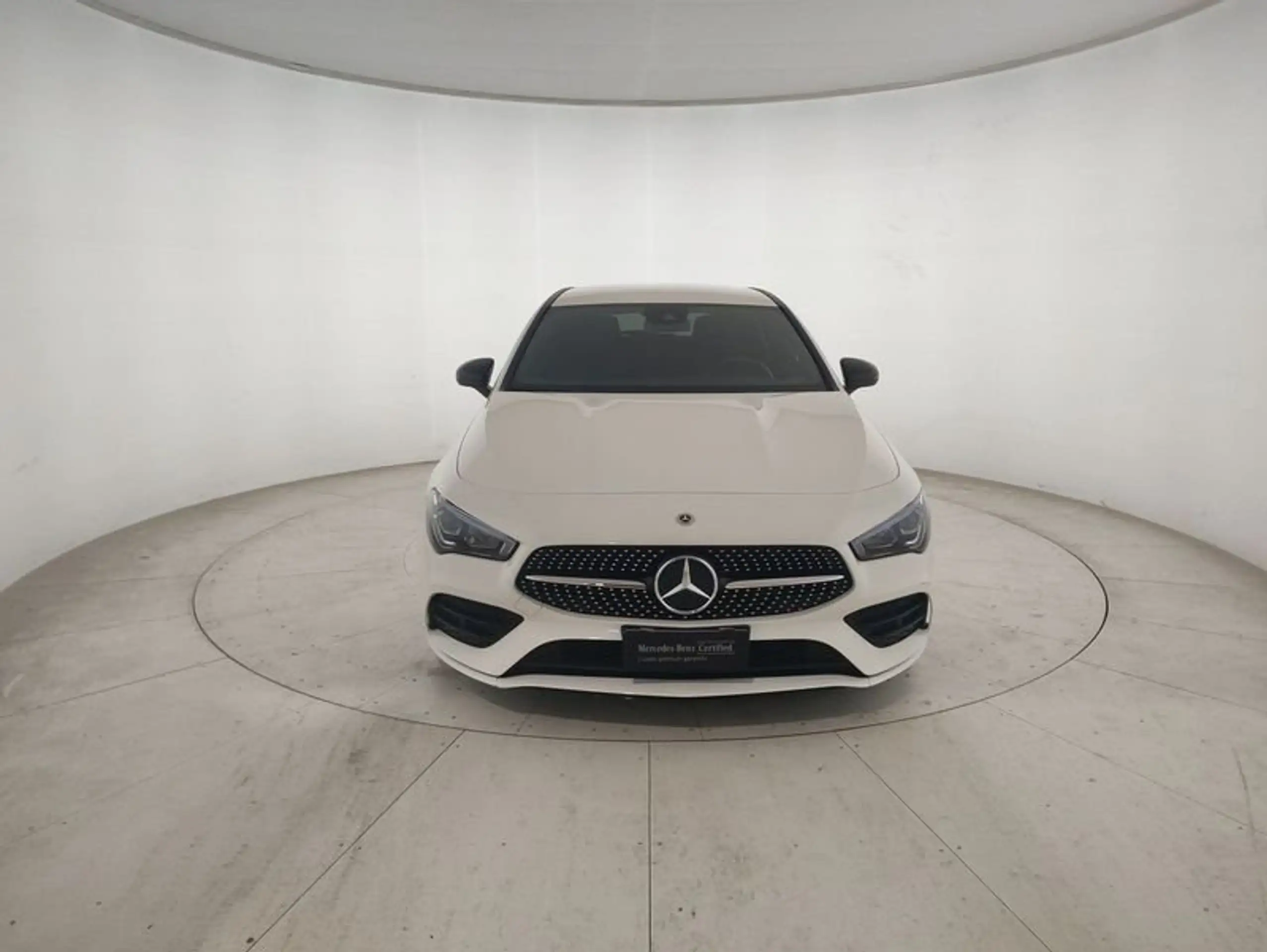 Mercedes-Benz - CLA 180