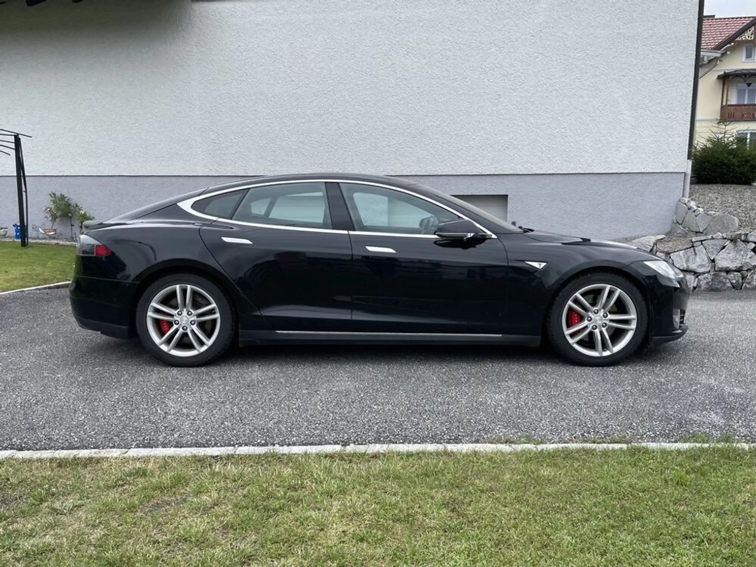 Tesla - Model S