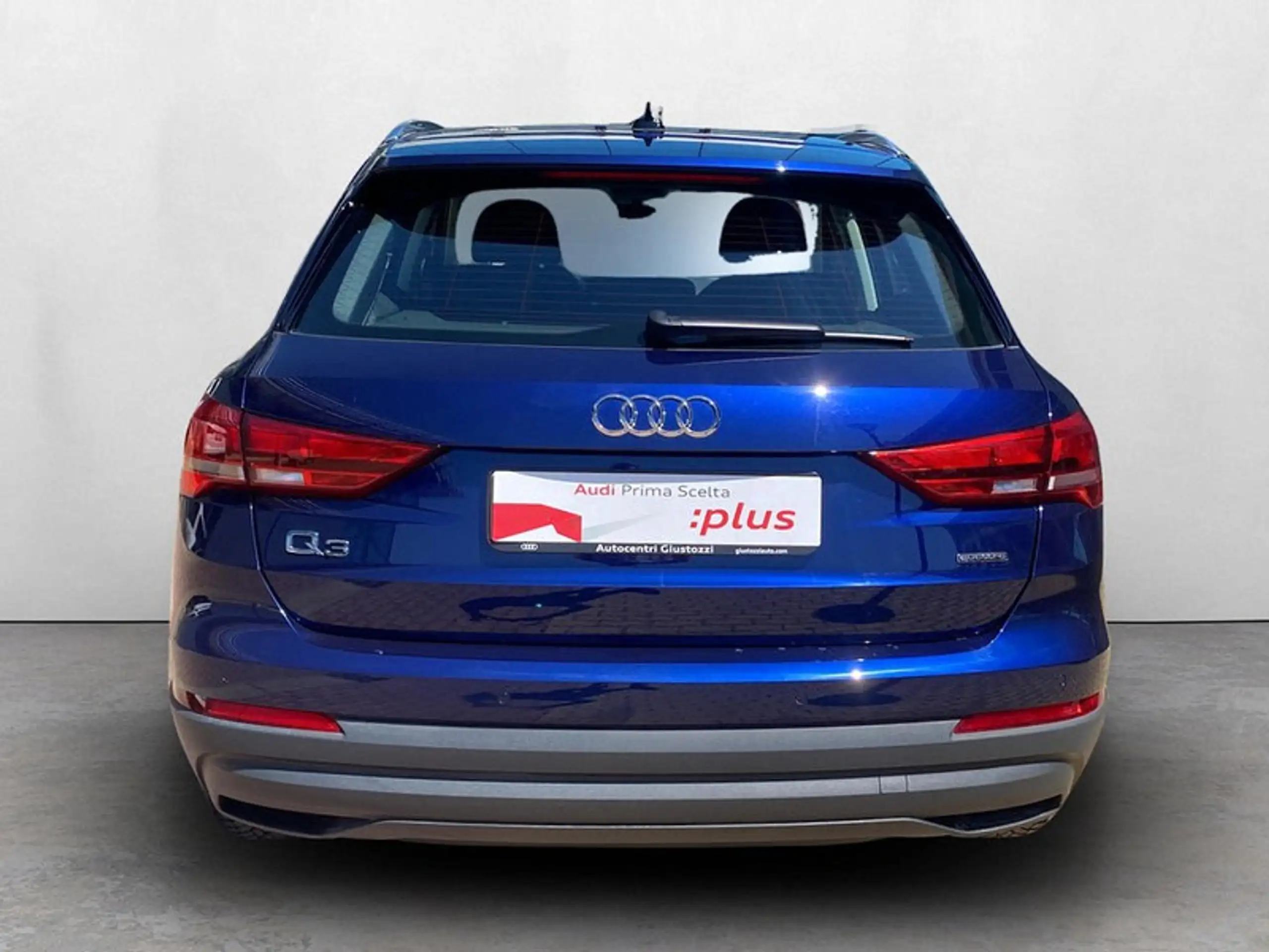 Audi - Q3