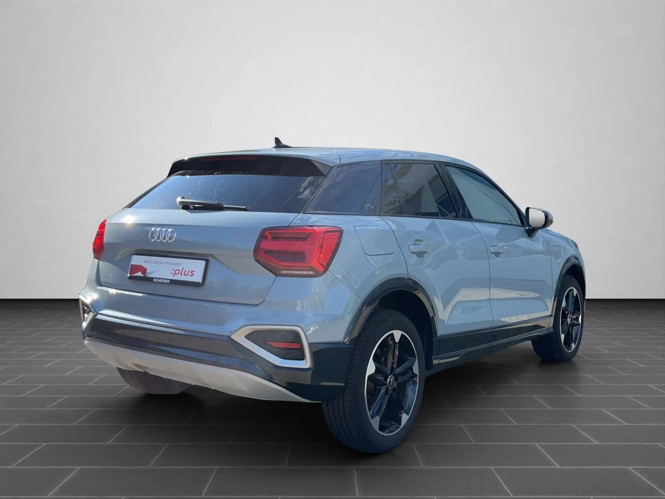 Audi - Q2