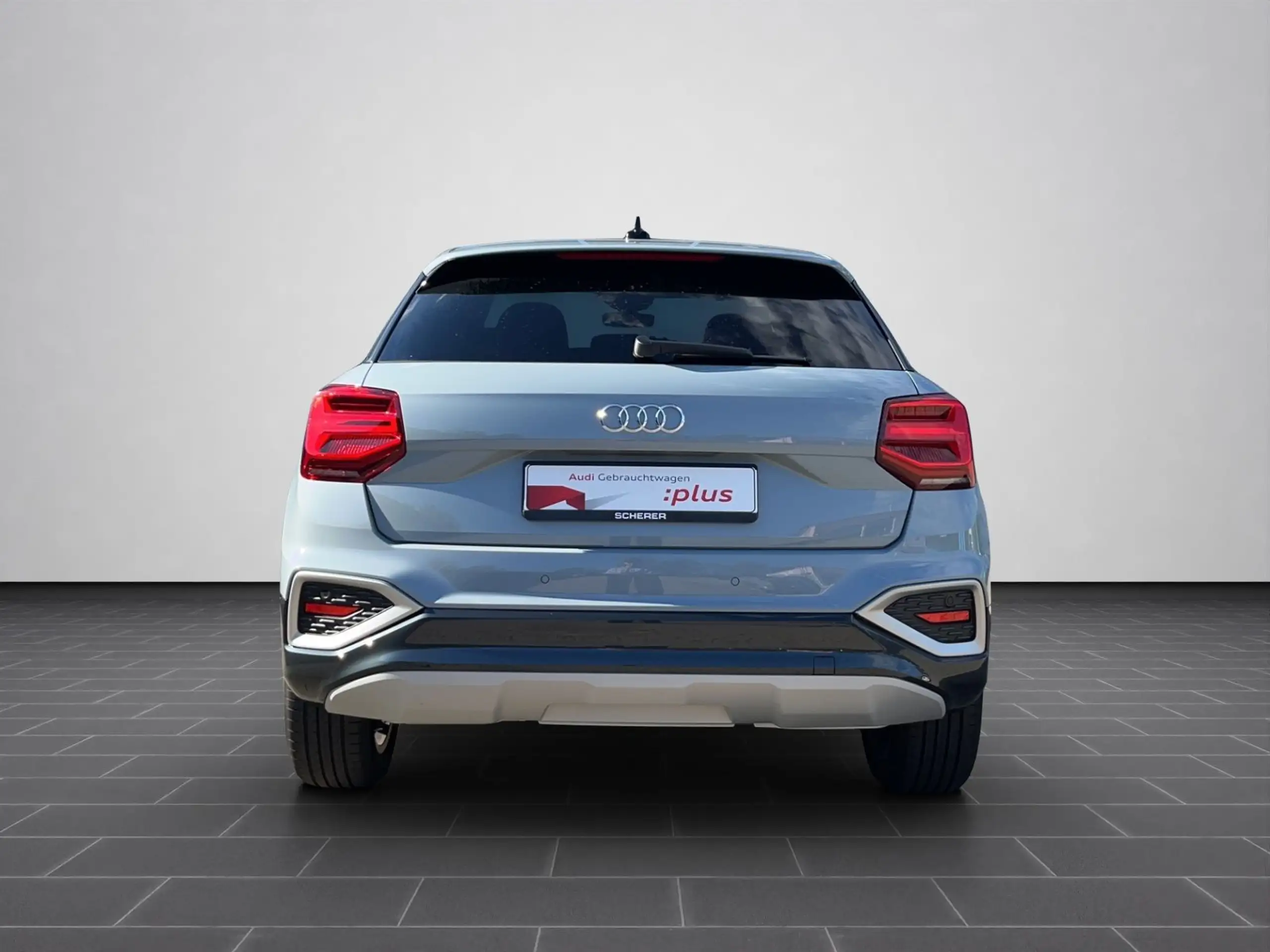 Audi - Q2