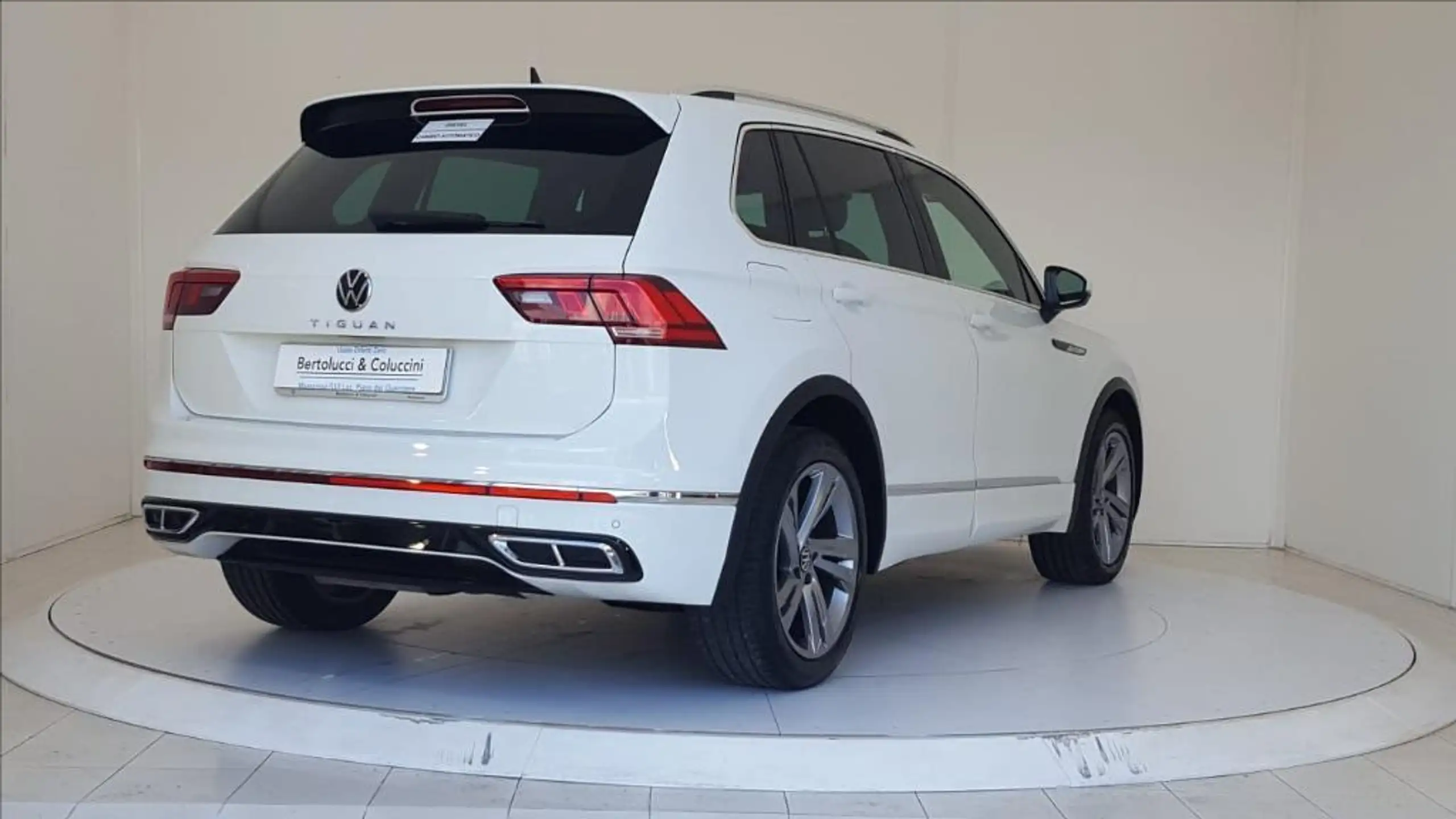 Volkswagen - Tiguan