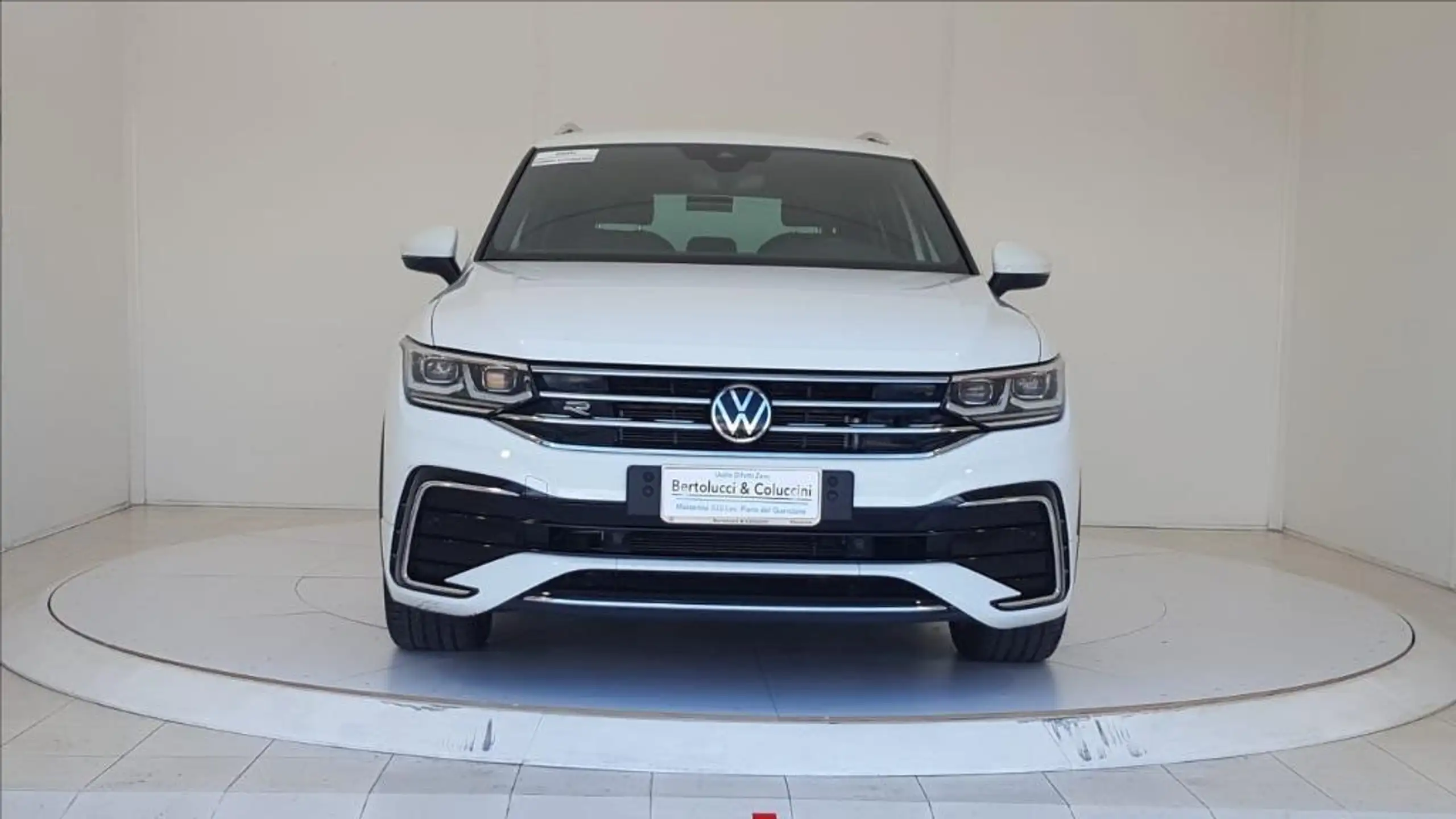 Volkswagen - Tiguan