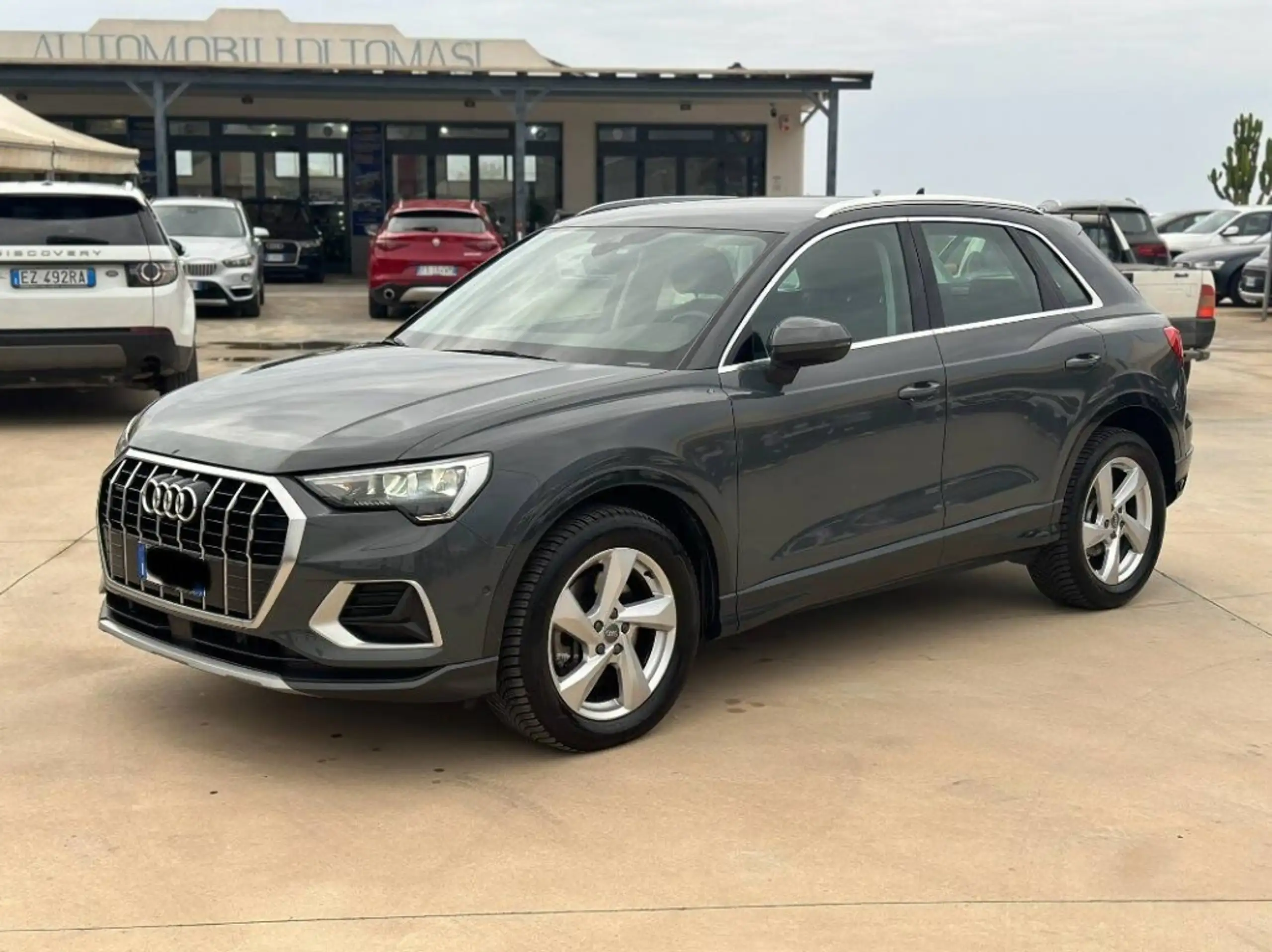 Audi - Q3