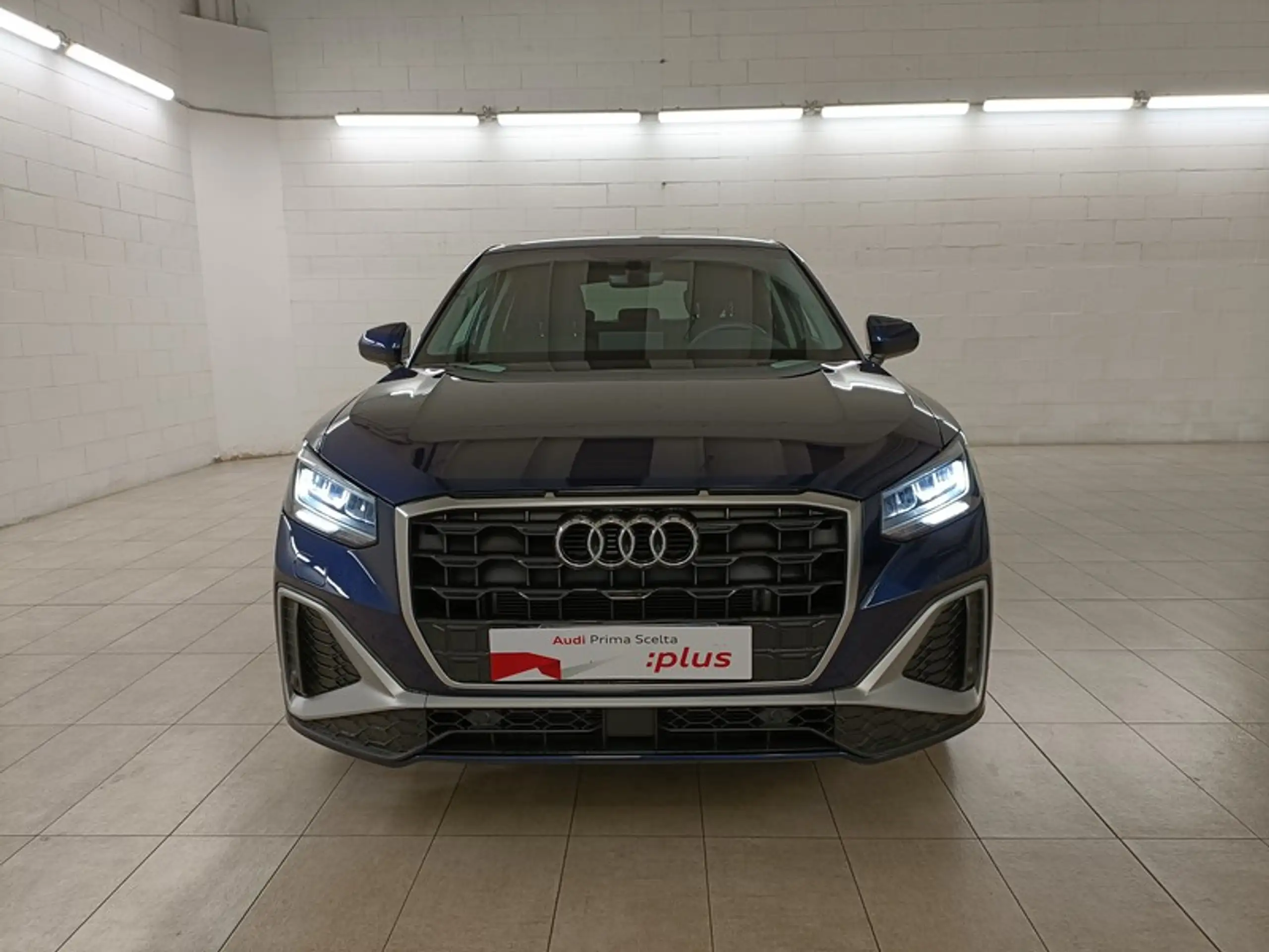 Audi - Q2