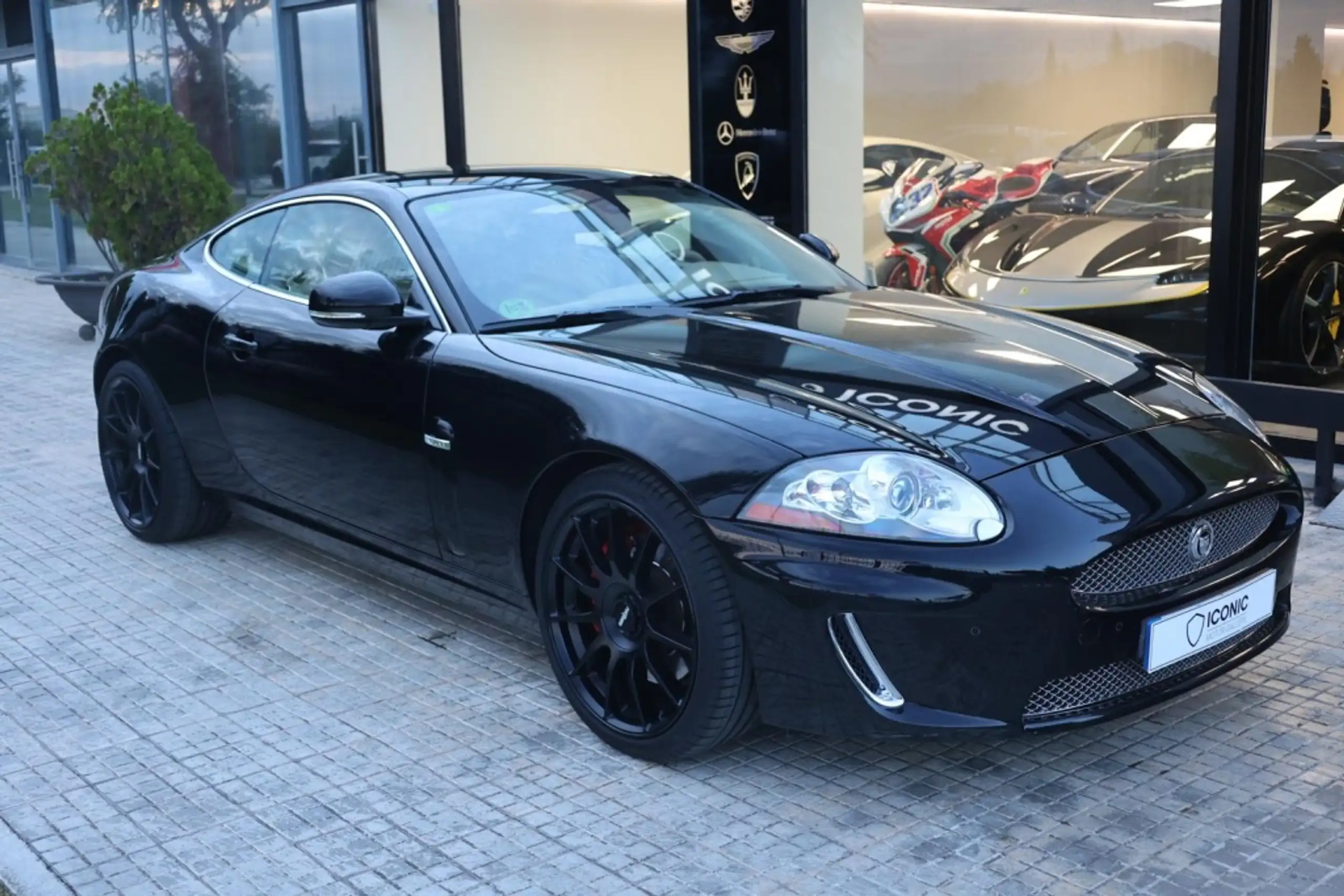 Jaguar - XK