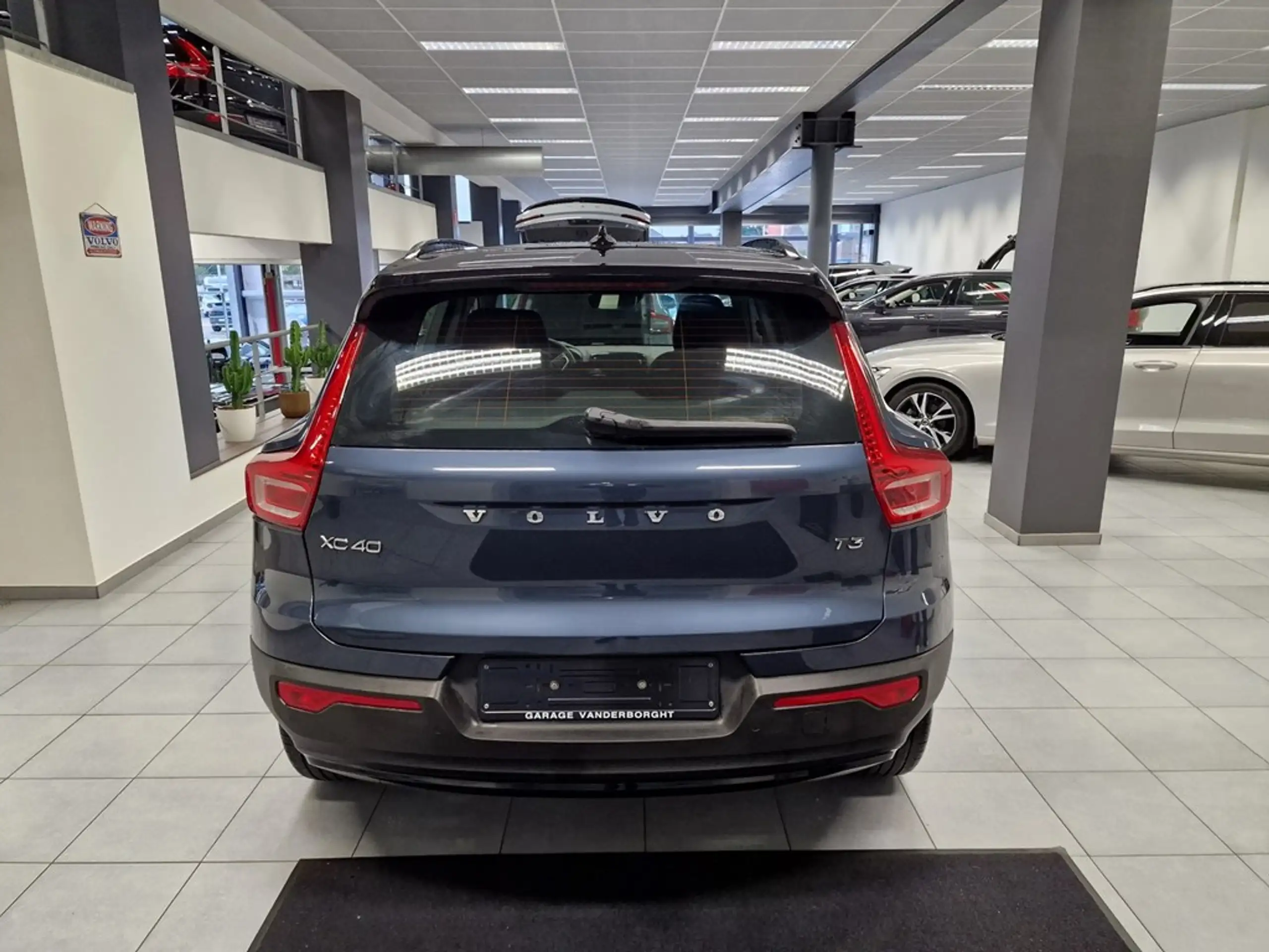 Volvo - XC40