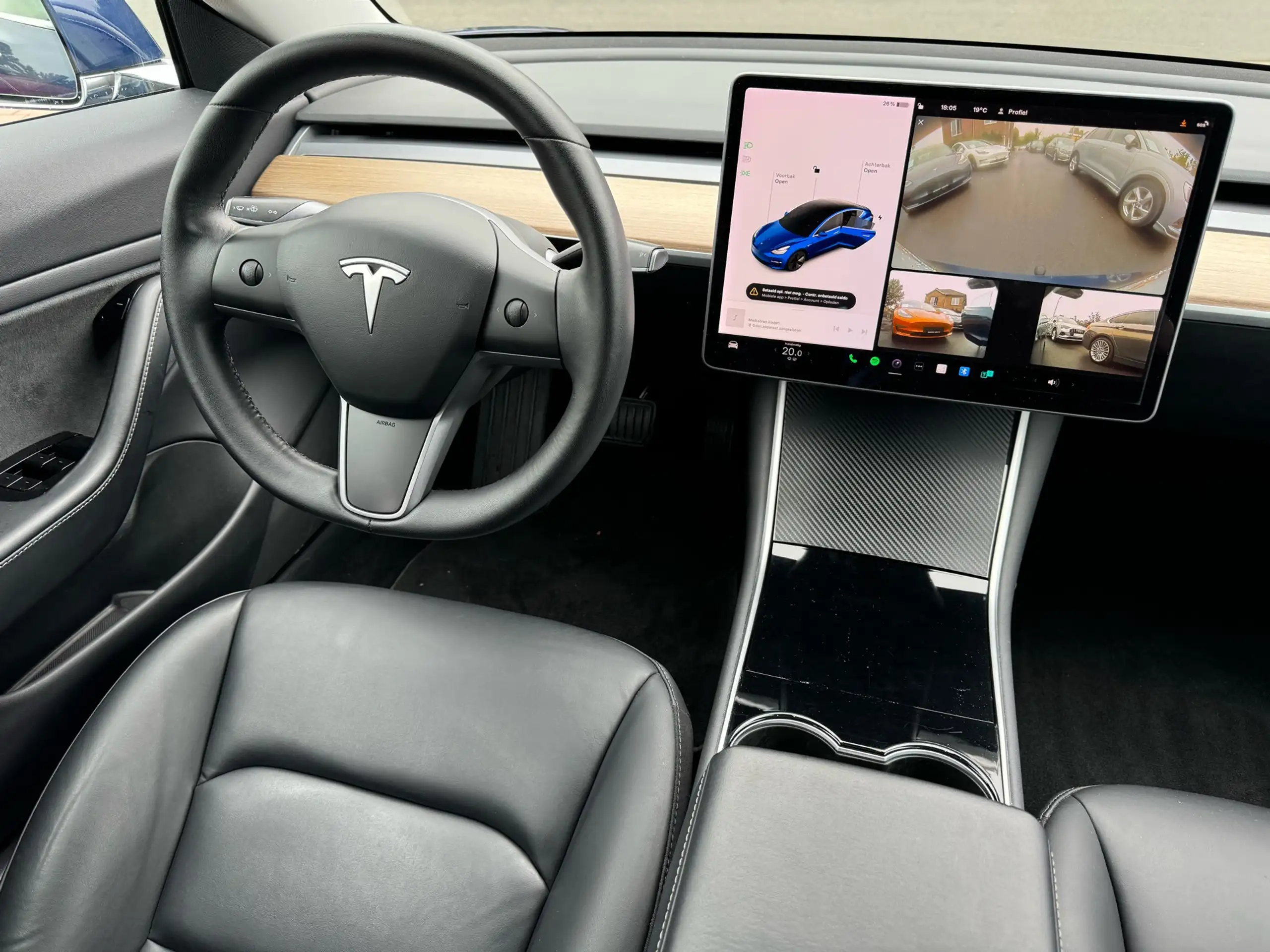 Tesla - Model 3