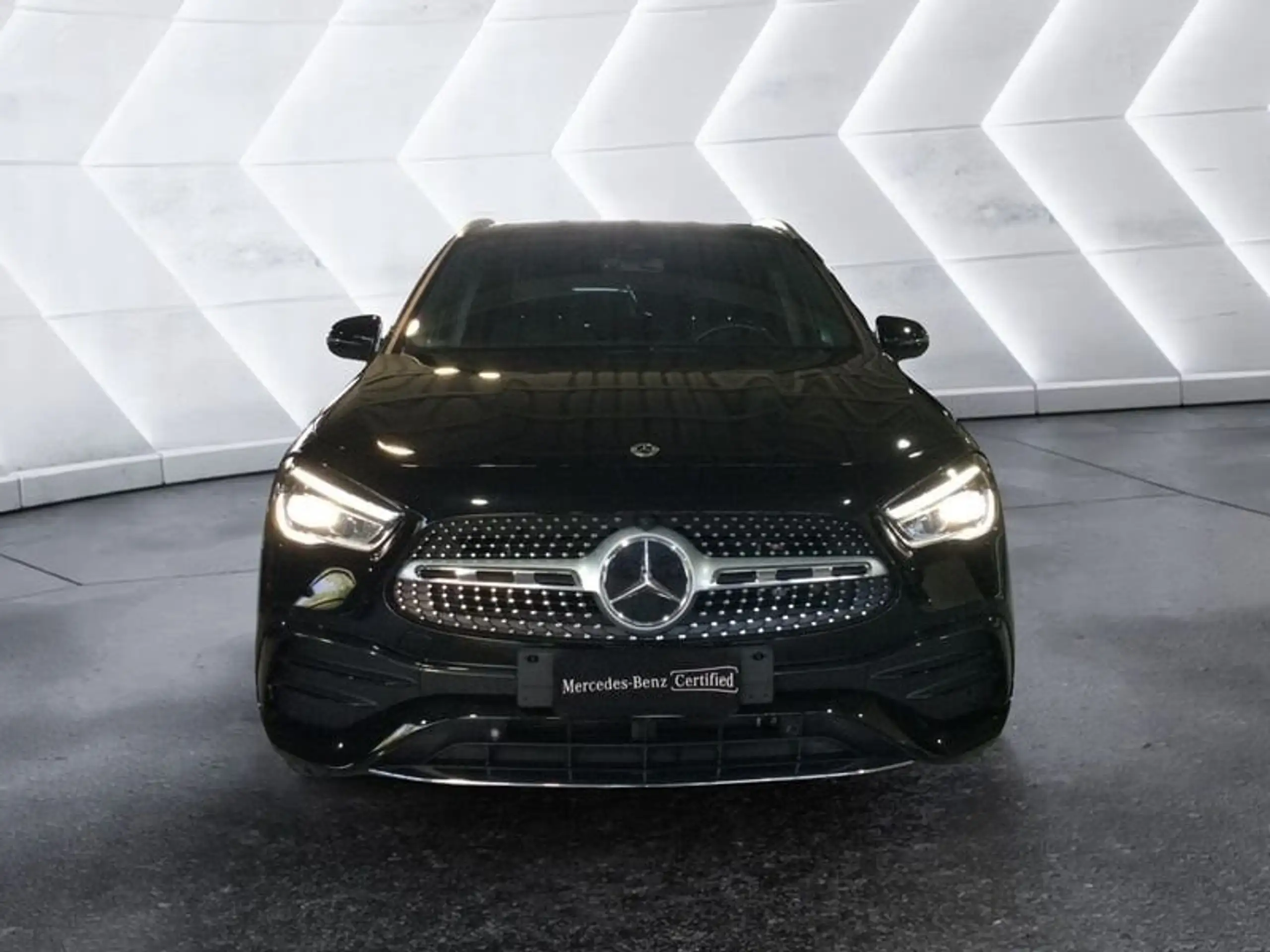 Mercedes-Benz - GLA 250