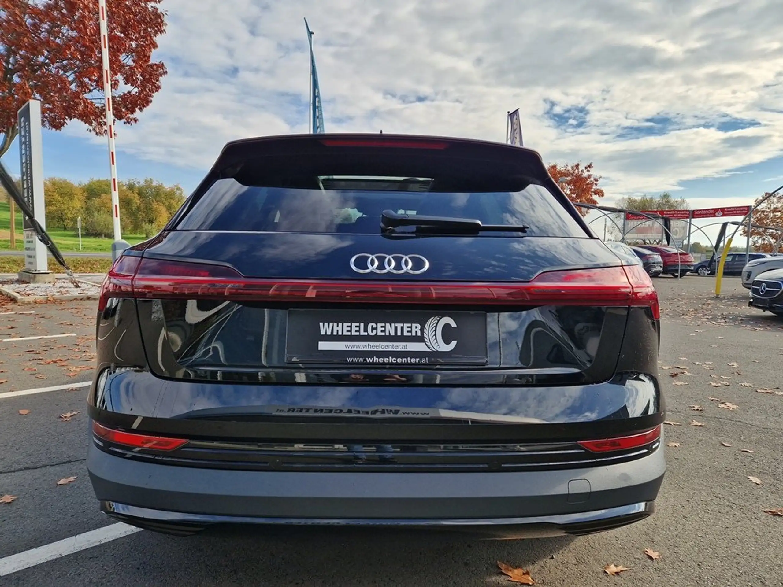 Audi - e-tron