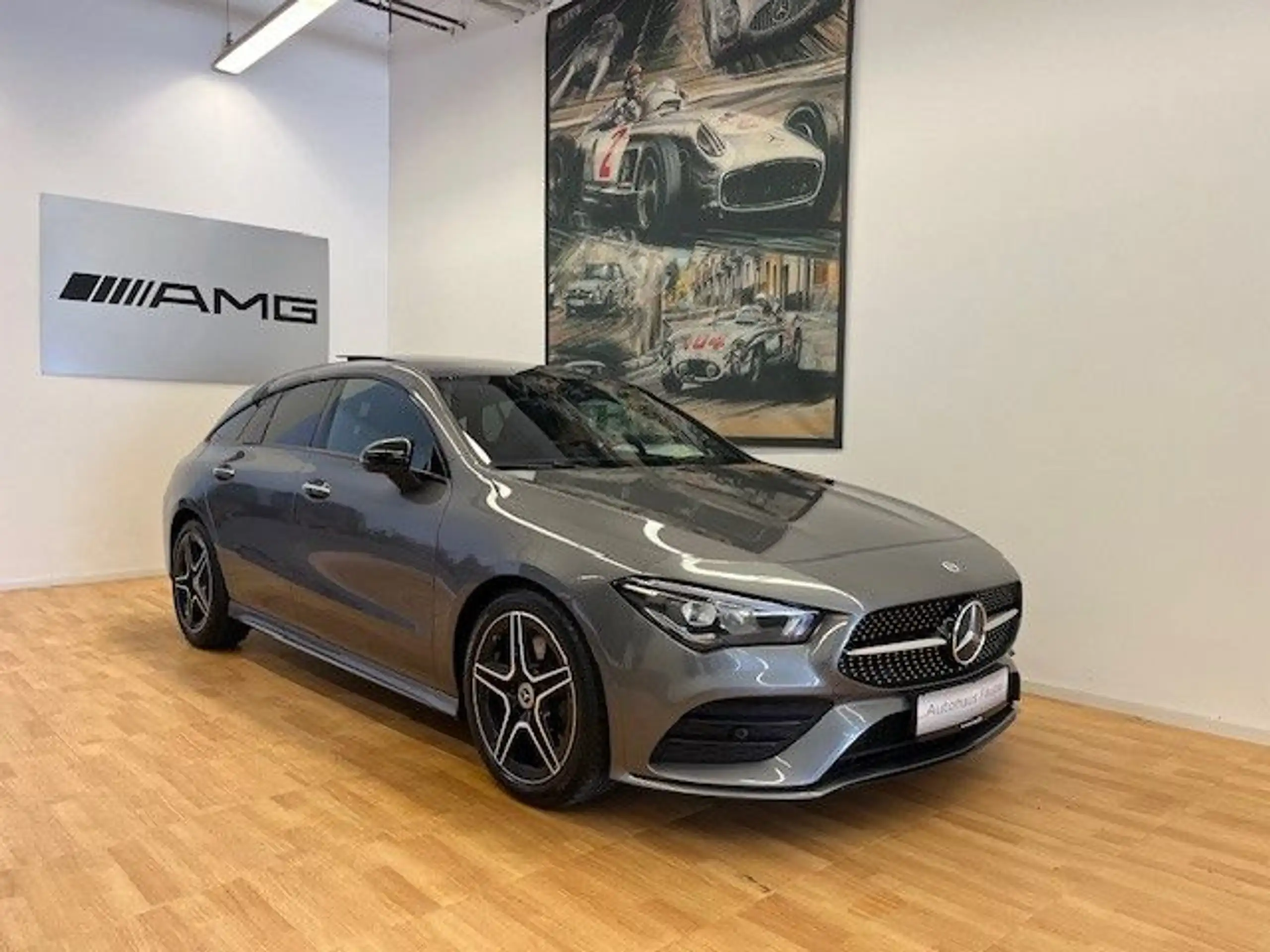 Mercedes-Benz - CLA 220