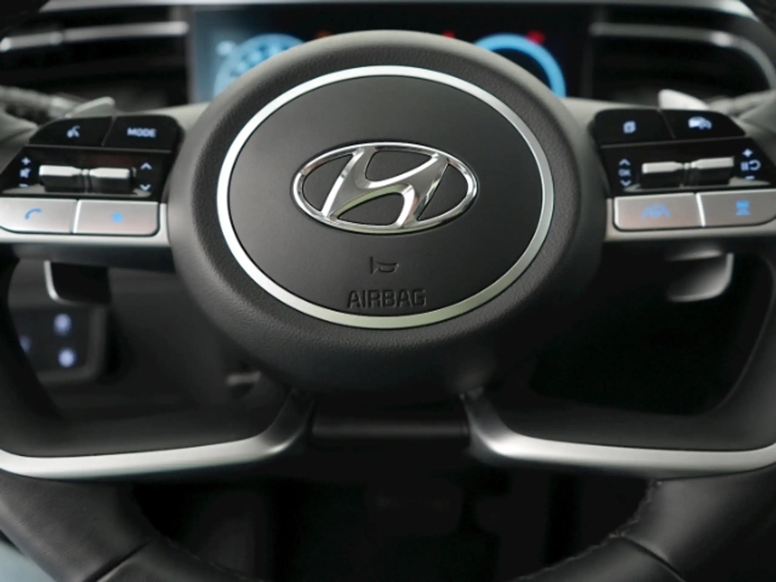 Hyundai - TUCSON