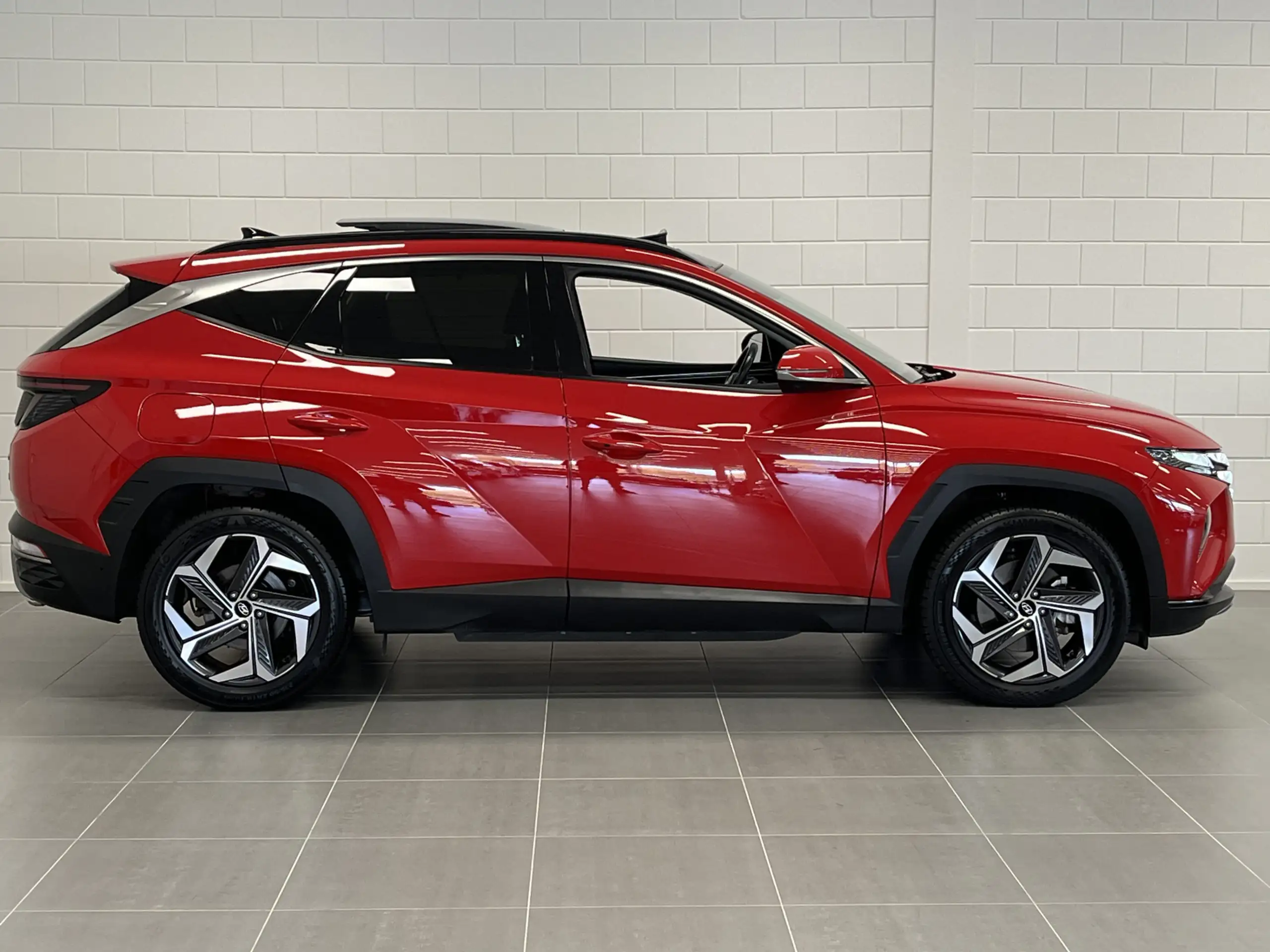 Hyundai - TUCSON