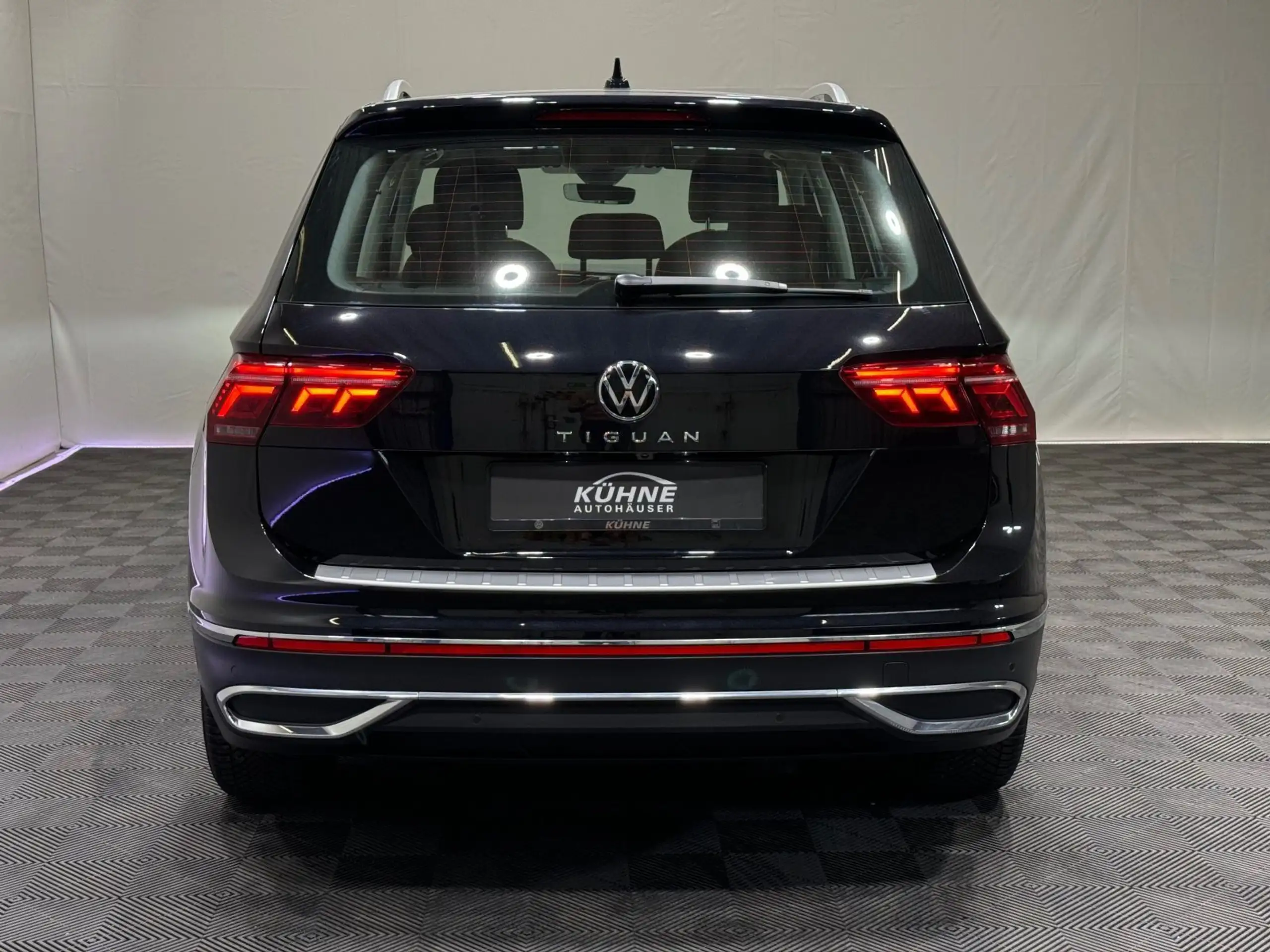 Volkswagen - Tiguan